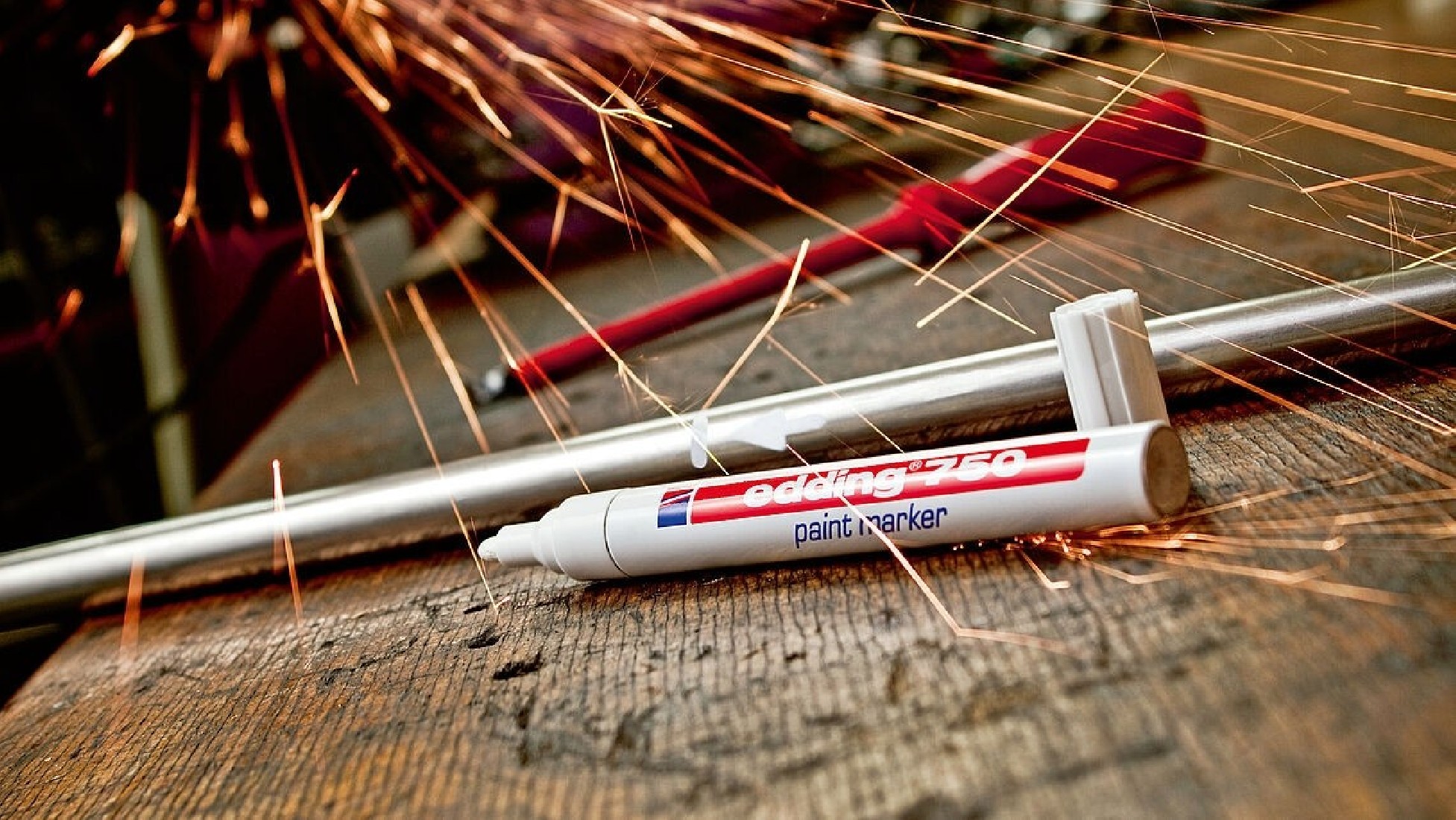 Μαρκαδόρος Ανεξίτηλος Paint Marker 2-4mm 750/49 White Edding