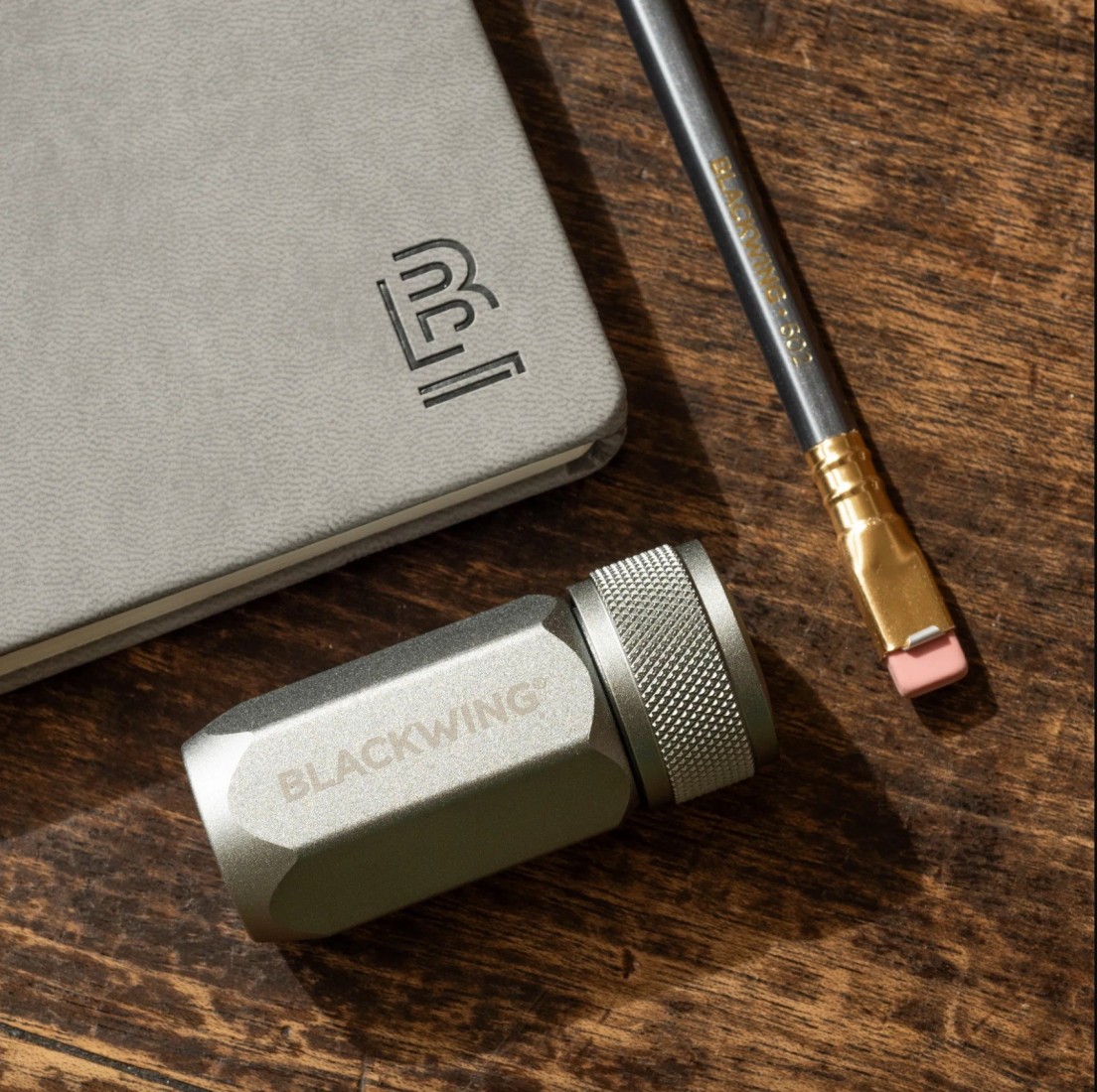 Palomino blackwing one step lon point sharpener, silver