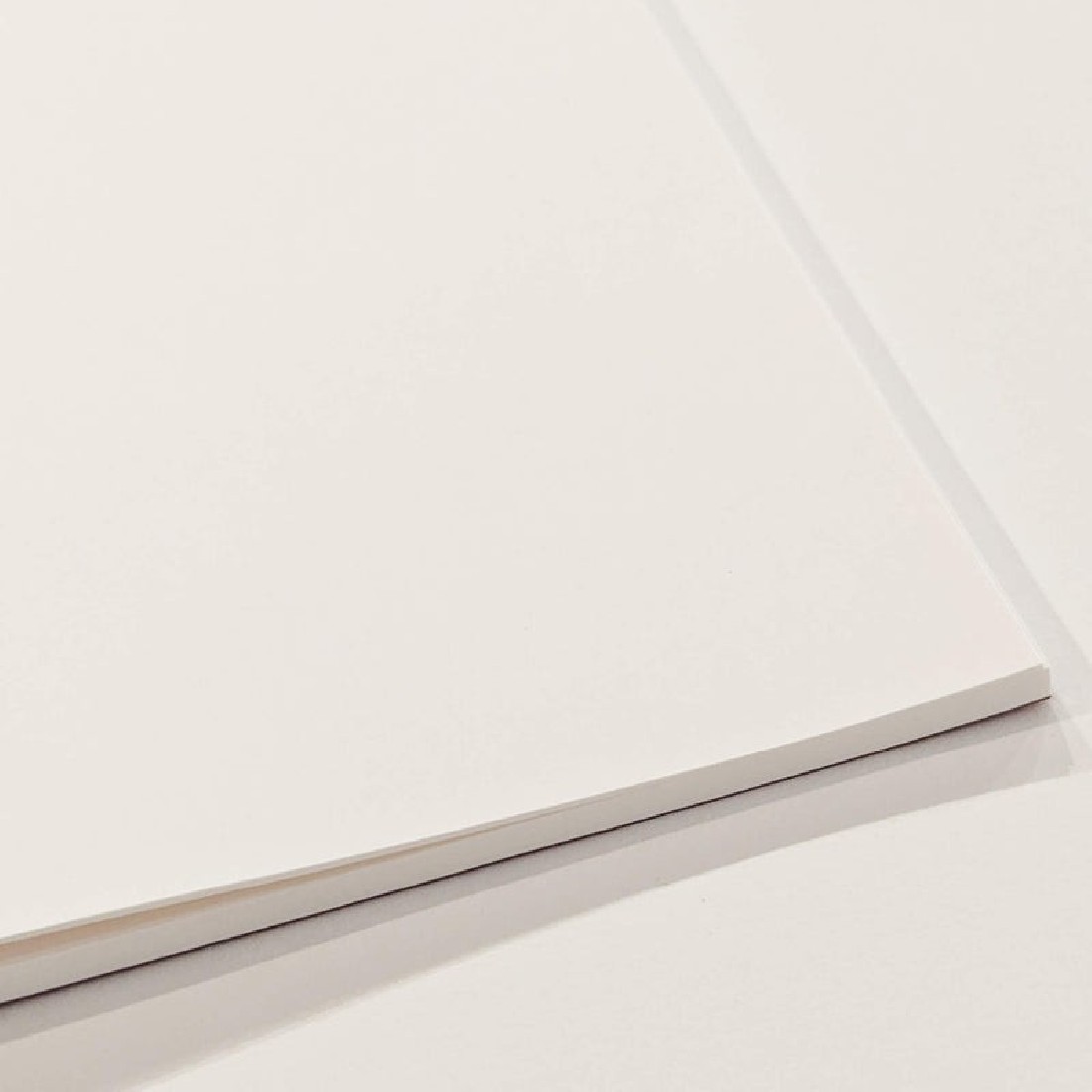 Yu-sari Premium notebook B5 182x257mm,  blank, 192 pages, 95gr, vermilion by Nakabayashi