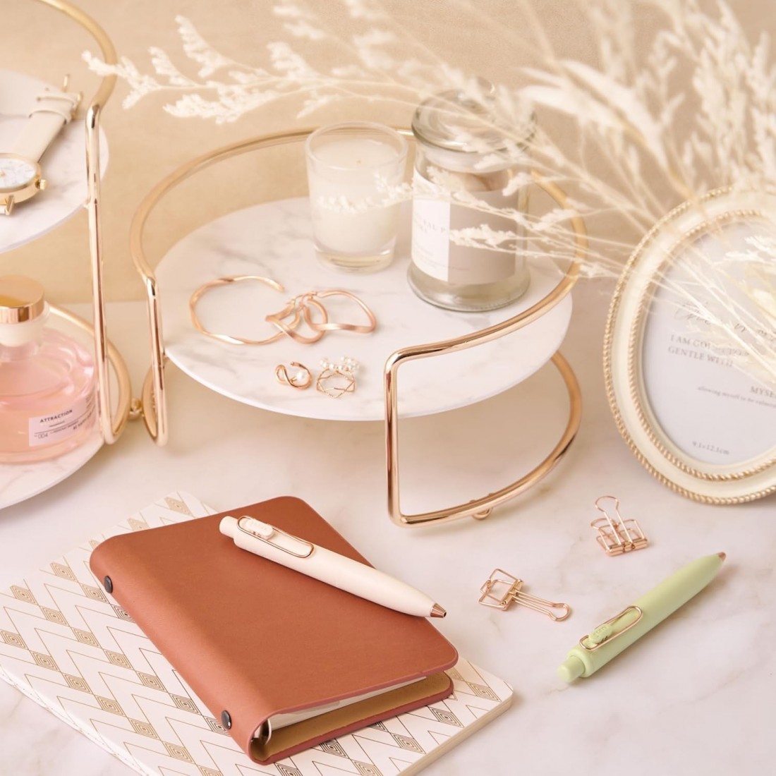 Uni Mitsubishi Gel Ballpoint Pen Uni-Ball One P Rose Gold 0.5 Yogurt UMNSPG05.46