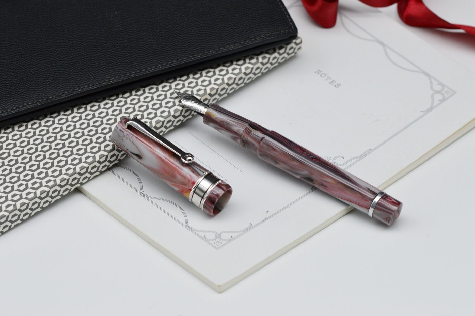 Santini Italia Libra Magma RH 18k Stub nib piston filler pen with ebonite feeder