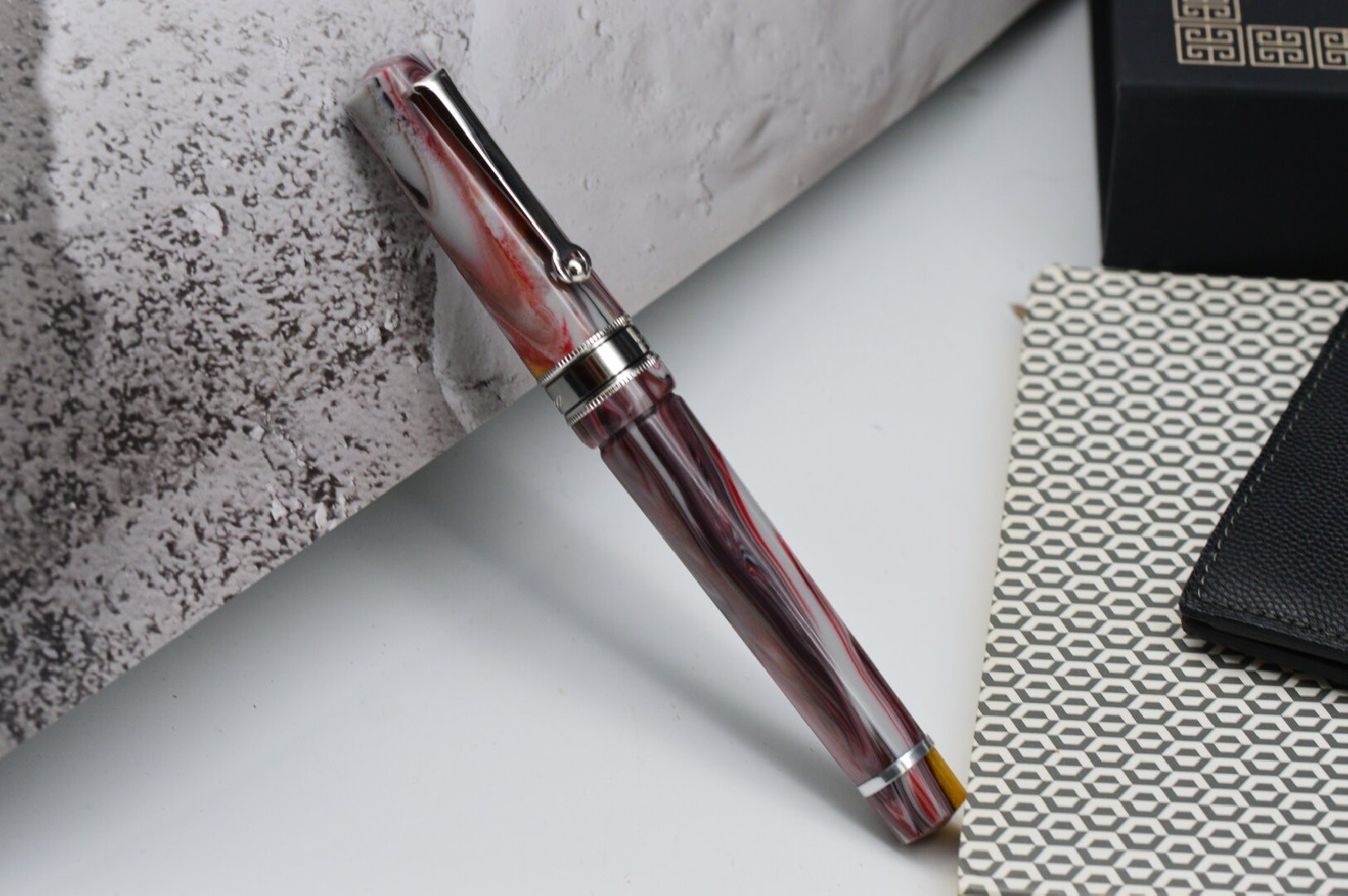 Santini Italia Libra Magma RH 18k Stub nib piston filler pen with ebonite feeder