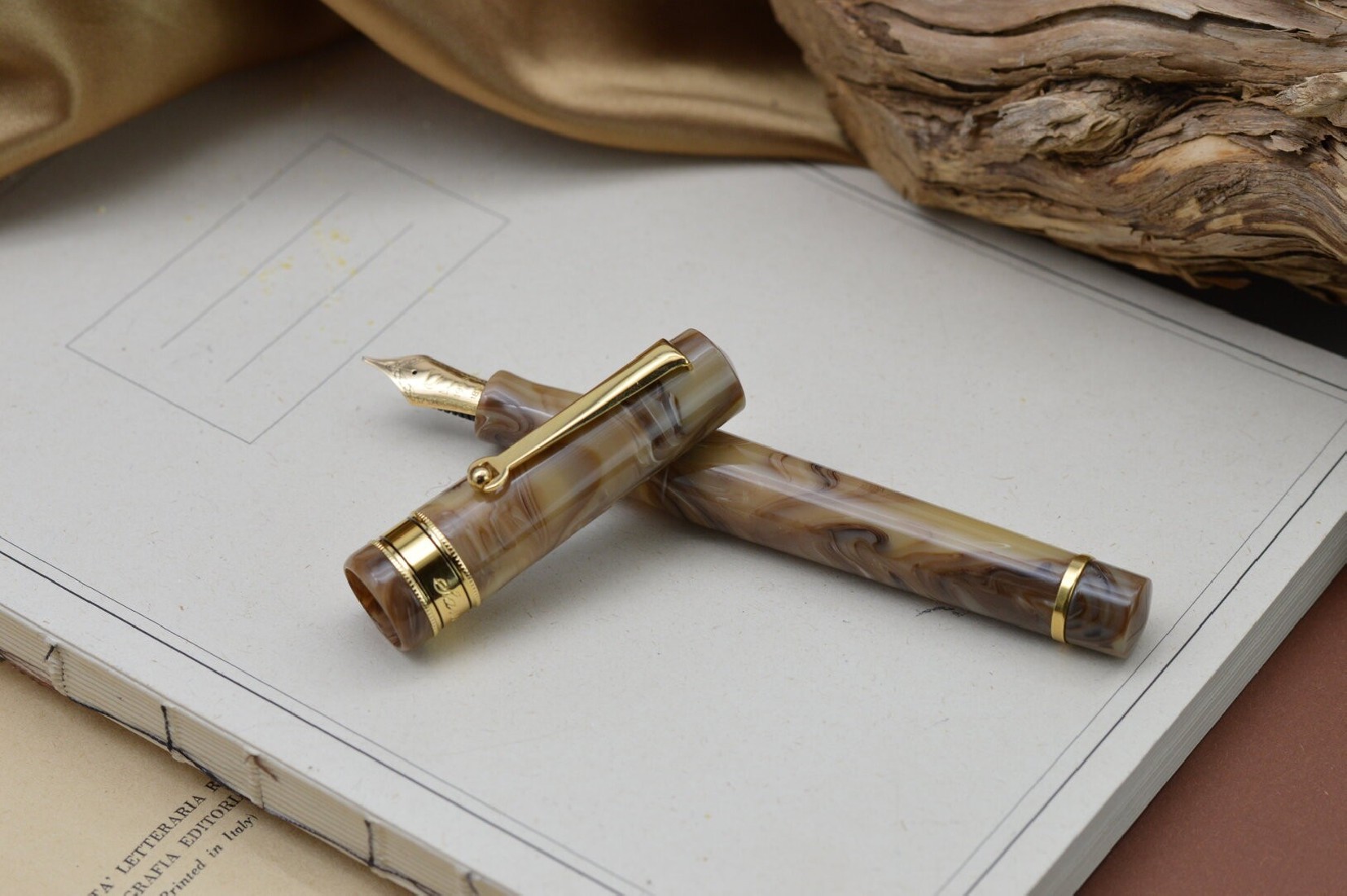 Santini Italia Libra Africa GT 18k Superflex nib piston filler pen with ebonite feeder