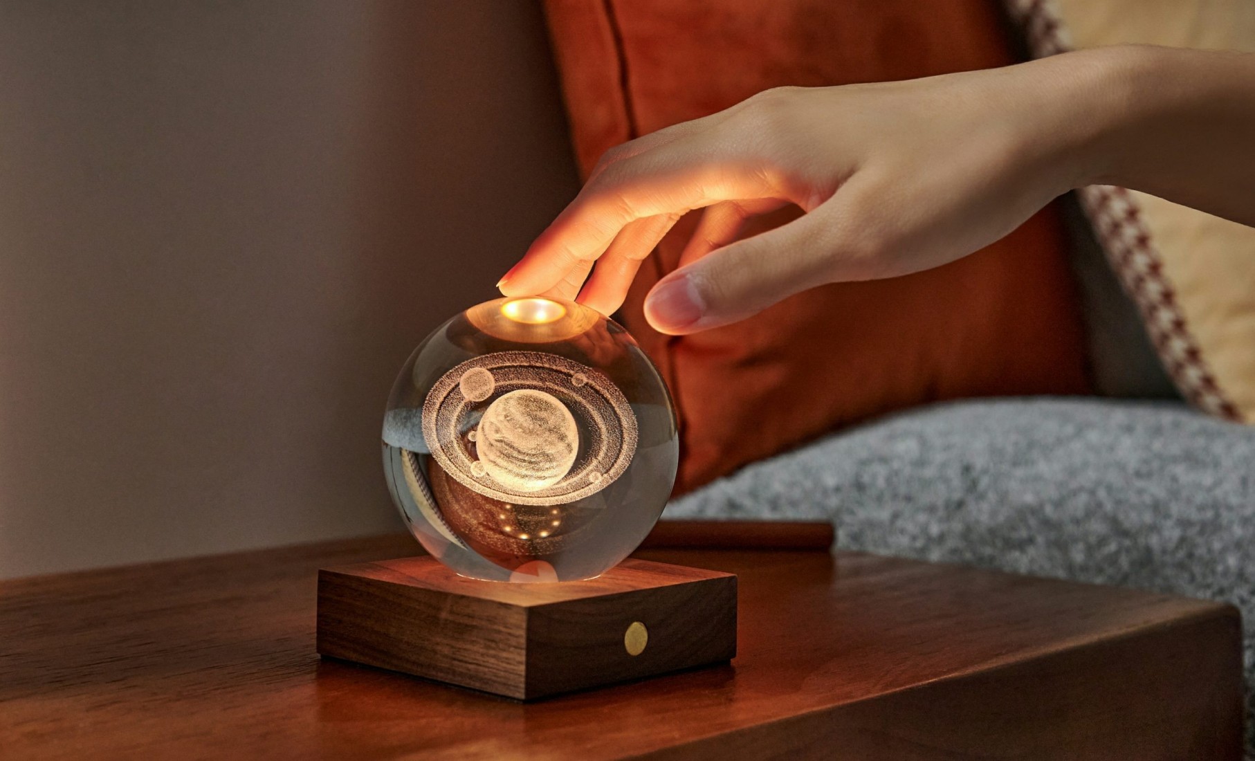 Gingko Amber Crystal Light 3D Saturn G025CY