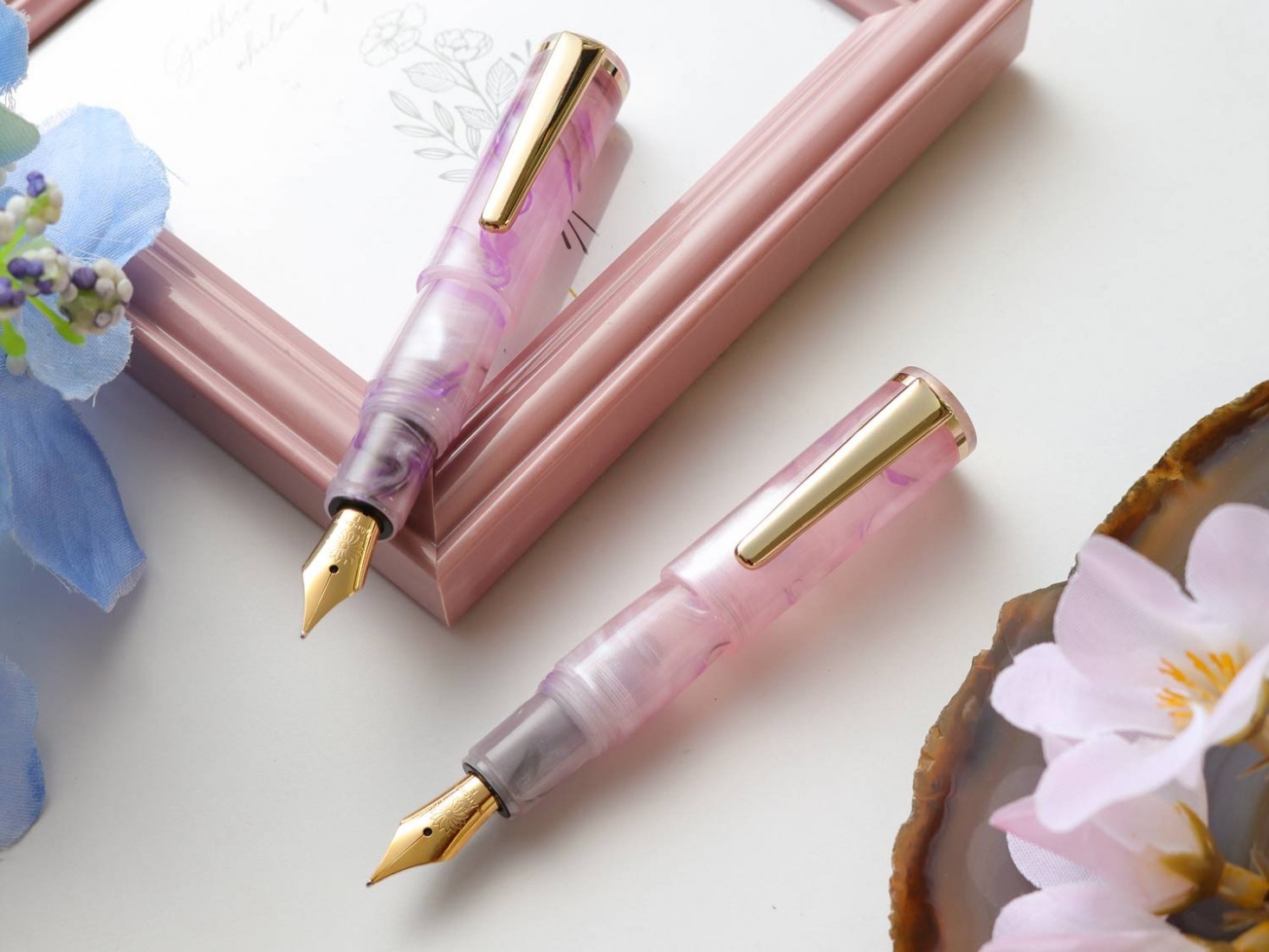 Wancher PuChiCo Lilac Mist Fountain Pen