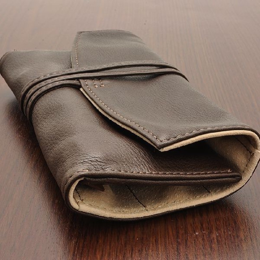 Pilot Pensamble Roll Zipper Pen Case for 3 Pens Dark Brown PSRF3-01-DBN