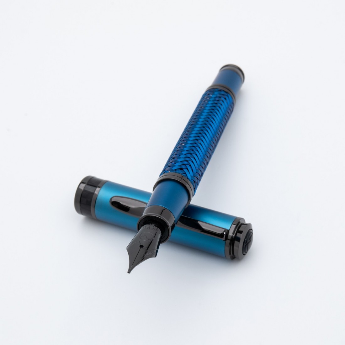 MONTEVERDE USA INNOVA FORMULA M FOUNTAIN PEN BLUE MV45360