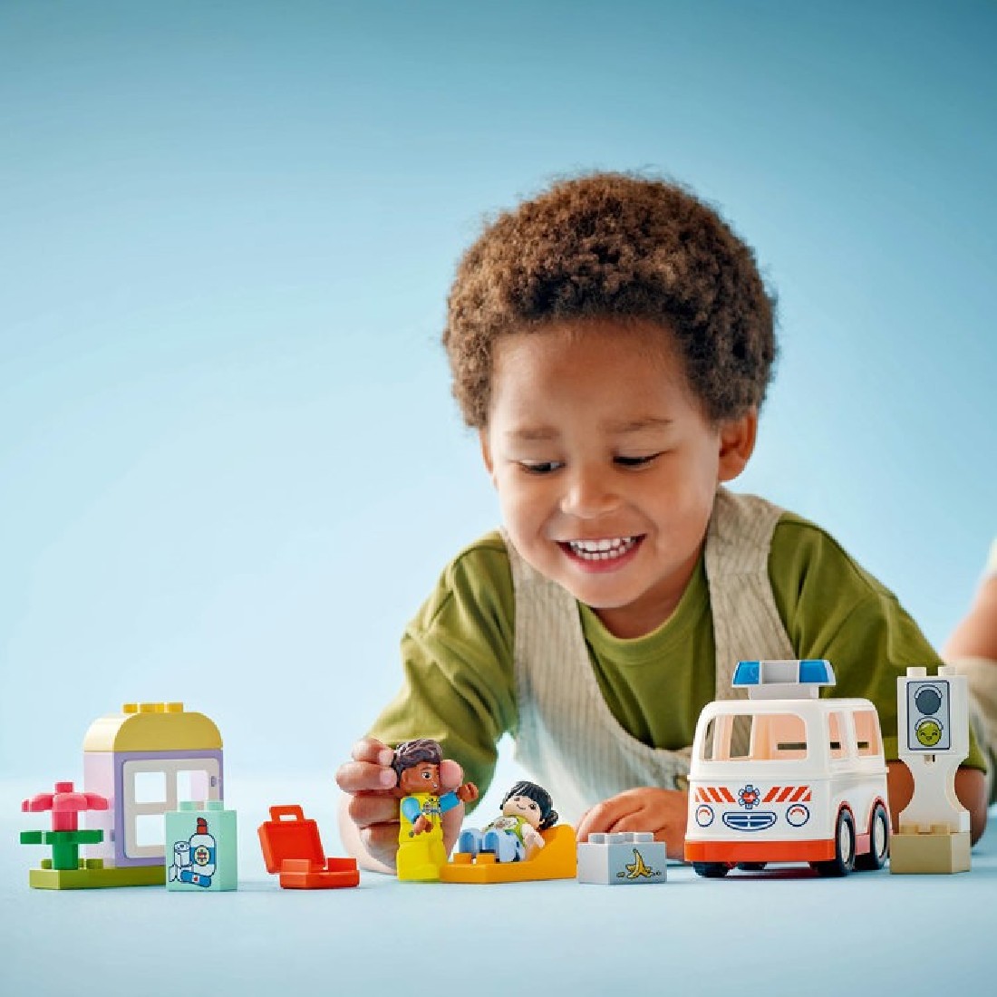 Ambulance & Driver 10447 Lego Duplo