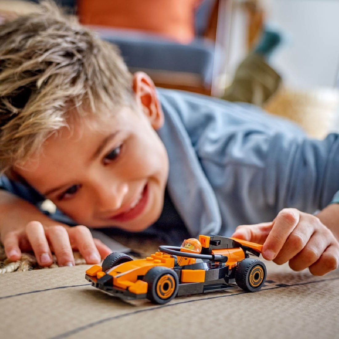 F1® Driver With Mclaren Race Car 60442 Lego City