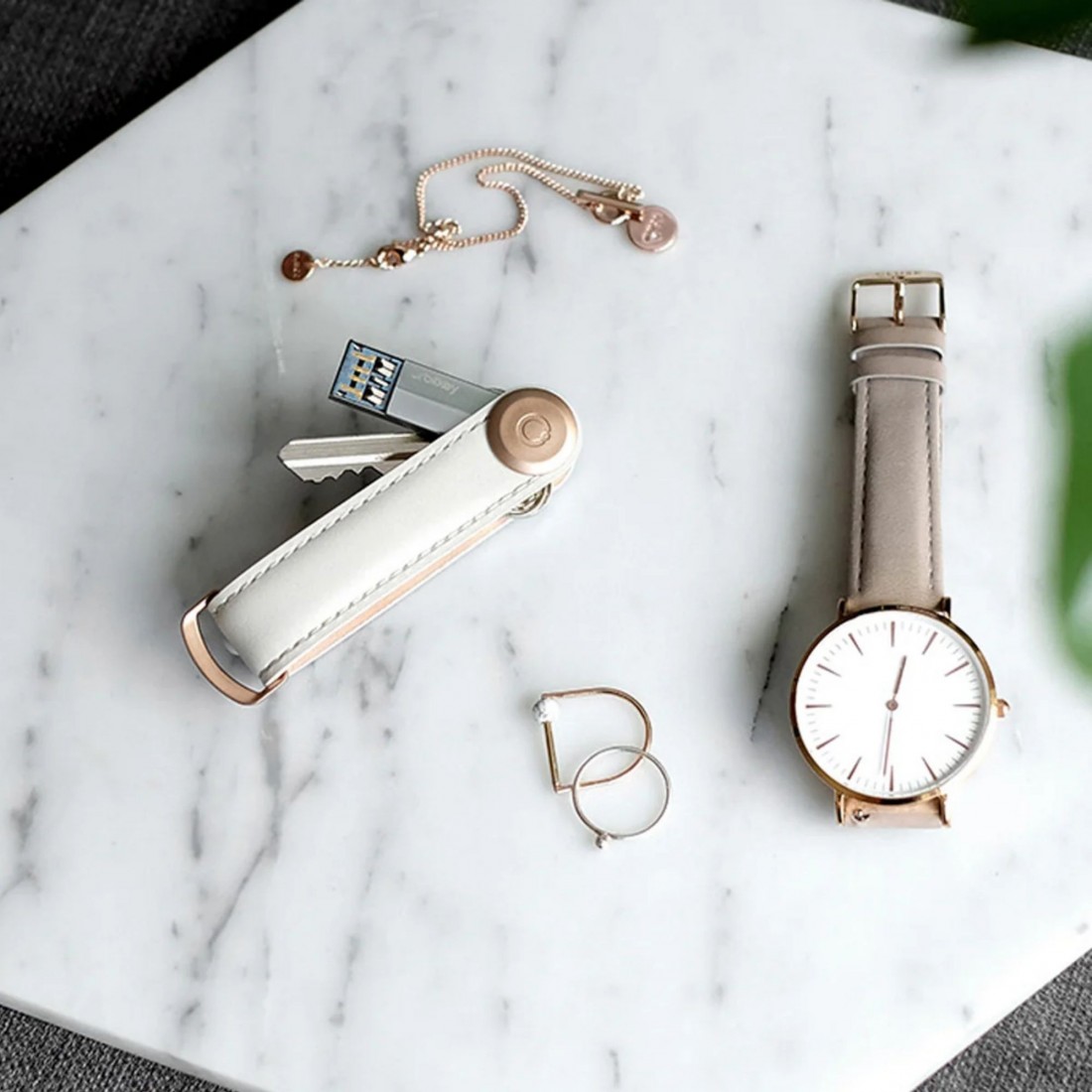 Orbitkey Key Organizer Leather Stone with Grey Stiching LTHO-2-STGYRG