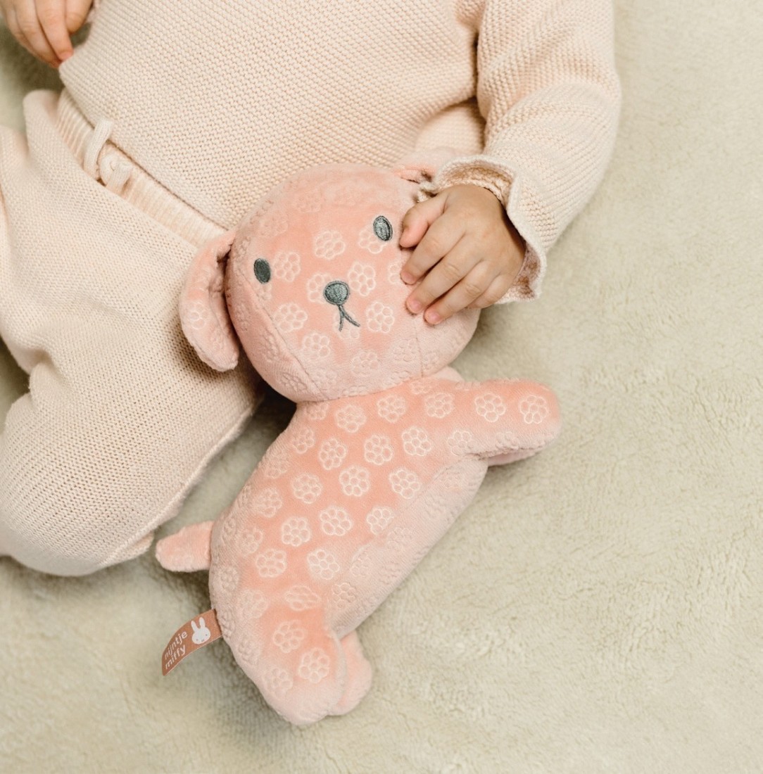 Λούτρινο Σκυλάκι Από Βελουτέ Ύφασμα 25cm Ροζ 3897 Miffy Flowers