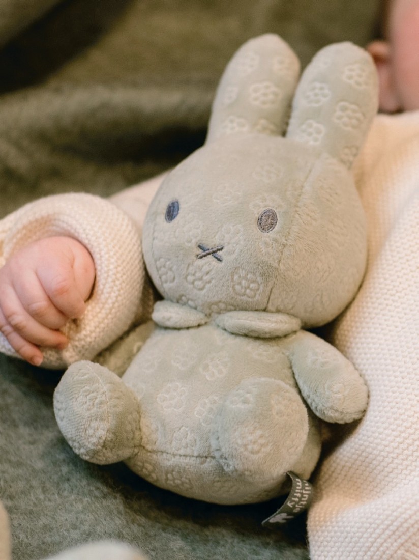 Λούτρινο Aπό Bελουτέ Ύφασμα 20cm Πράσινο 3886 Miffy Flowers