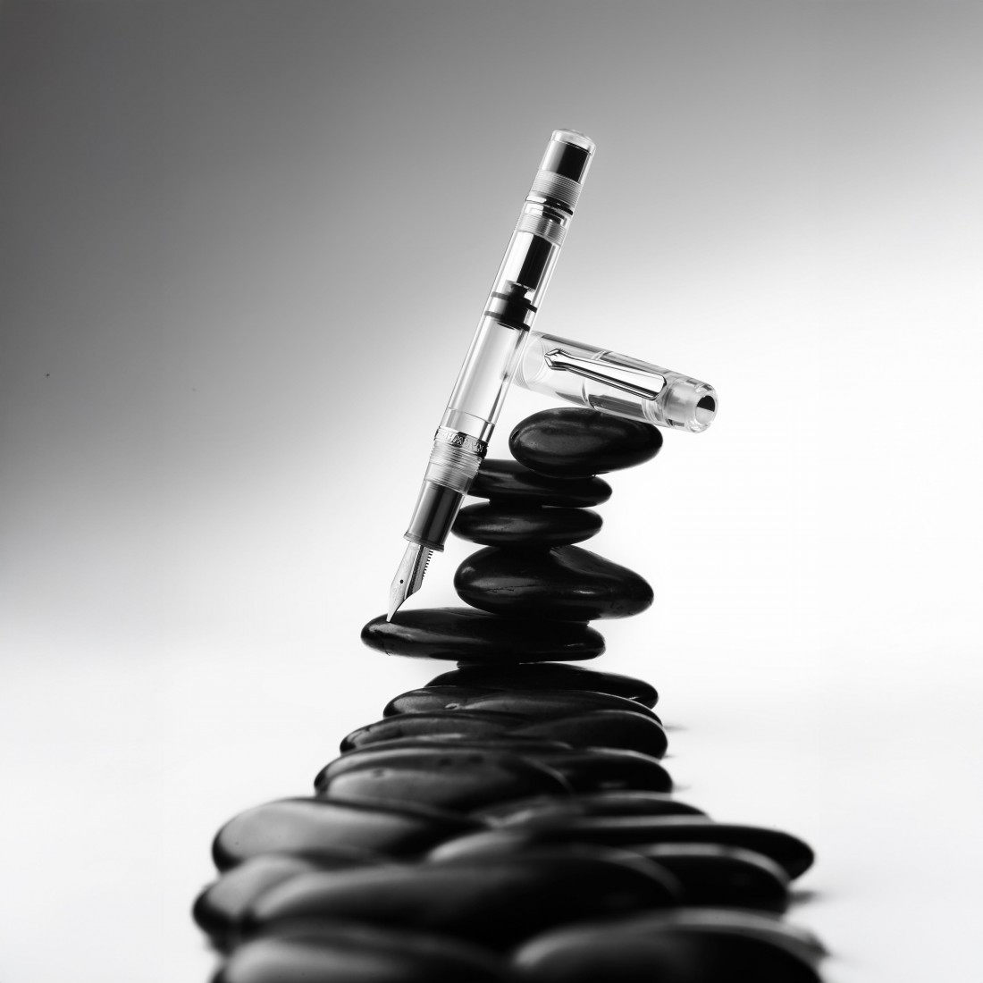 Nahvalur Original Demonstrator Fountain Pen