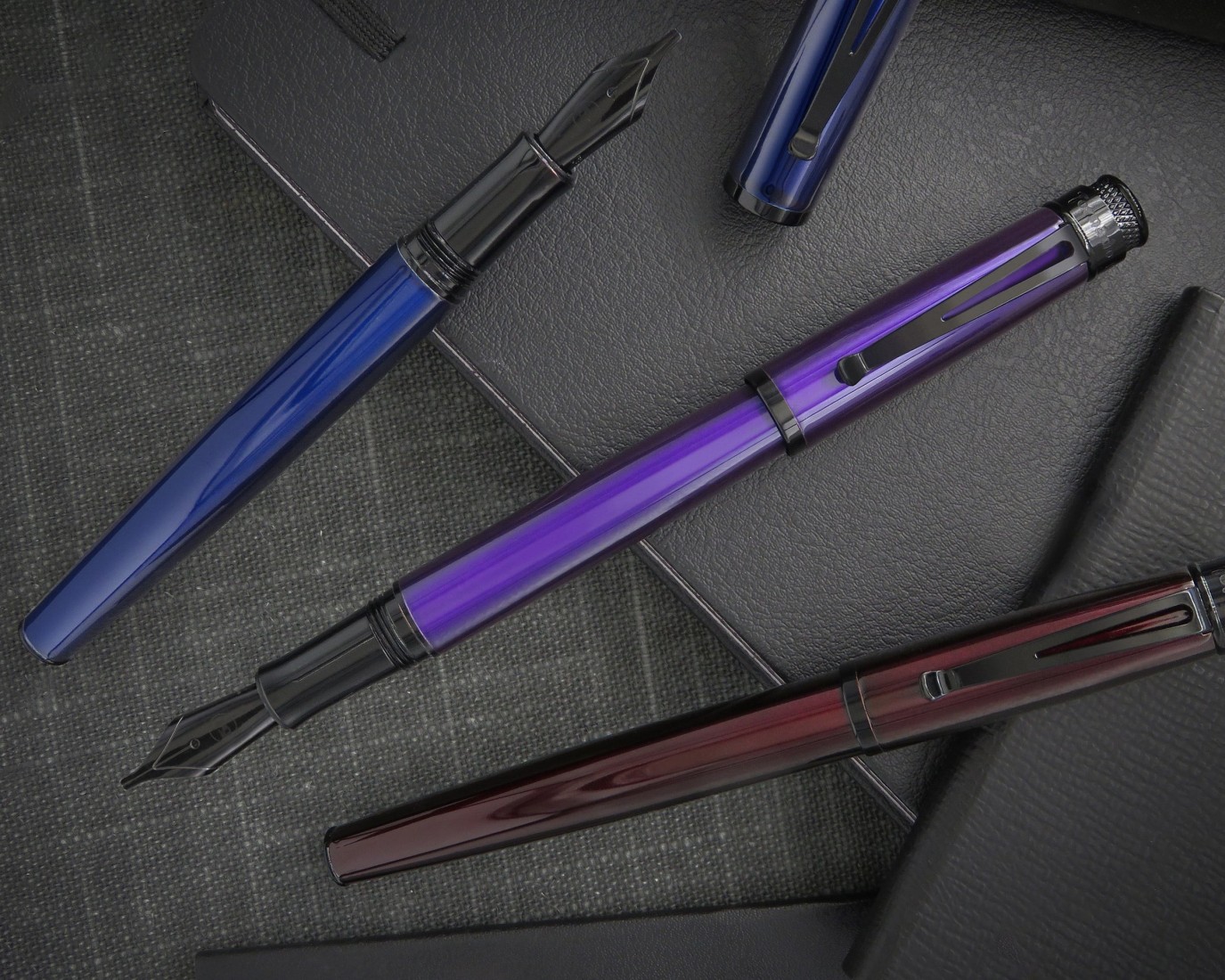 Retro 51 Tornado Stealth - Midnight Purple Fountain Pen VRF-S2418