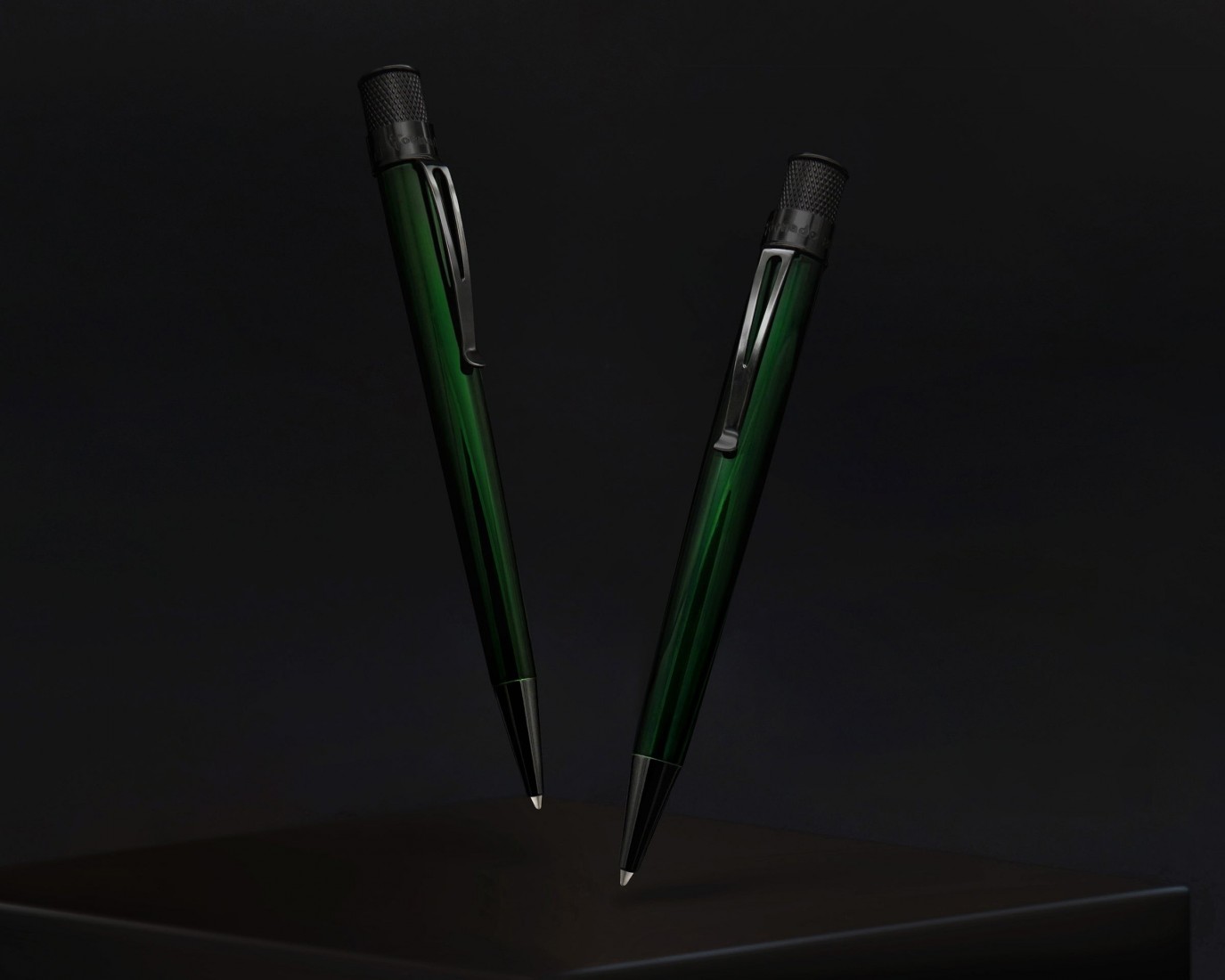 Retro 51 Tornado Stealth - Emerald Green Rollerball VRR-S2424