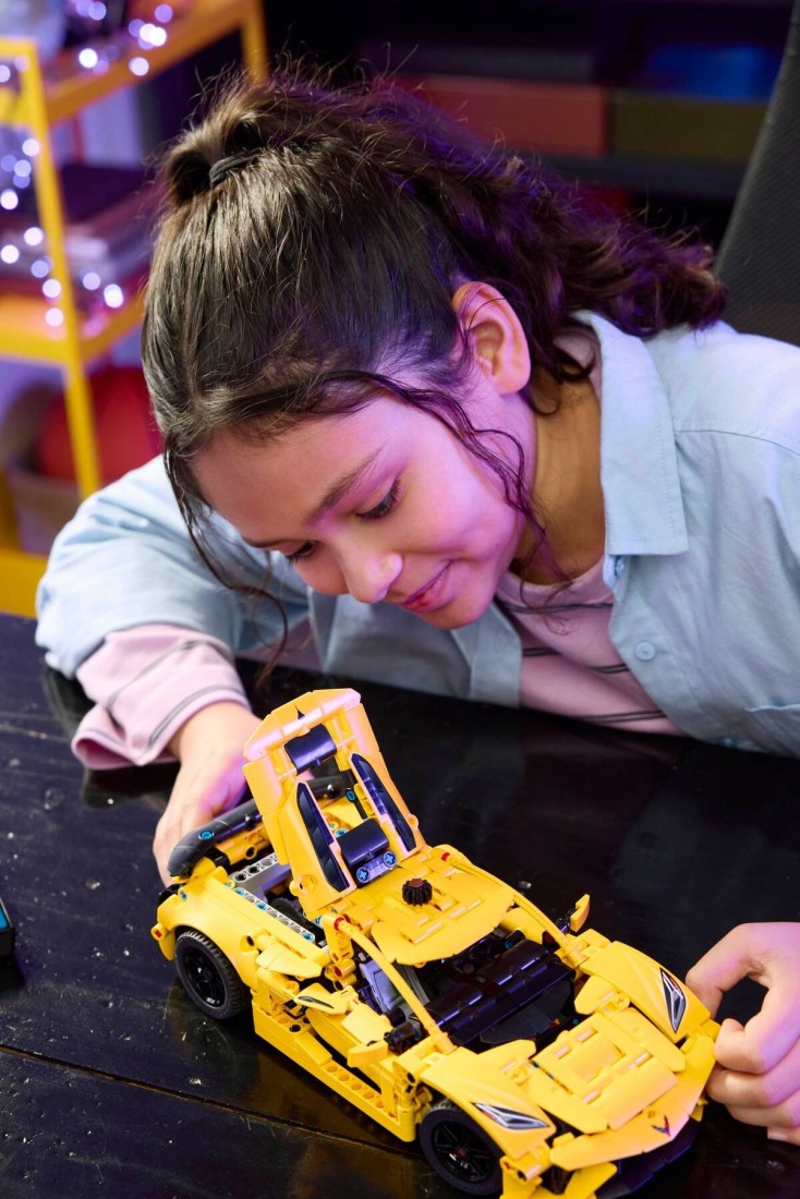 Chevrolet Corvette Stingray 42205 Lego Technic