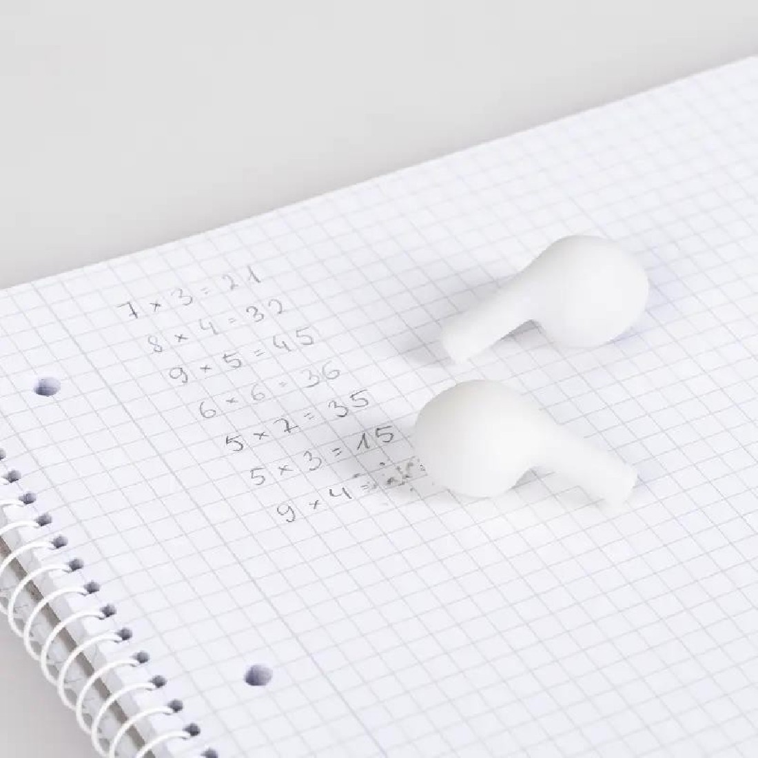 Γόμα Λευκή Earpods Σετ 2 τμχ 2727423 Brunnen