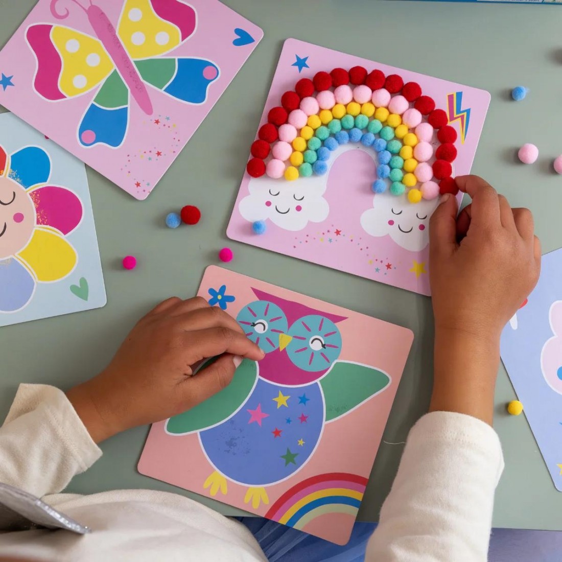 Floss & Rock Rainbow Fairy Pom Pom Art 52P6265