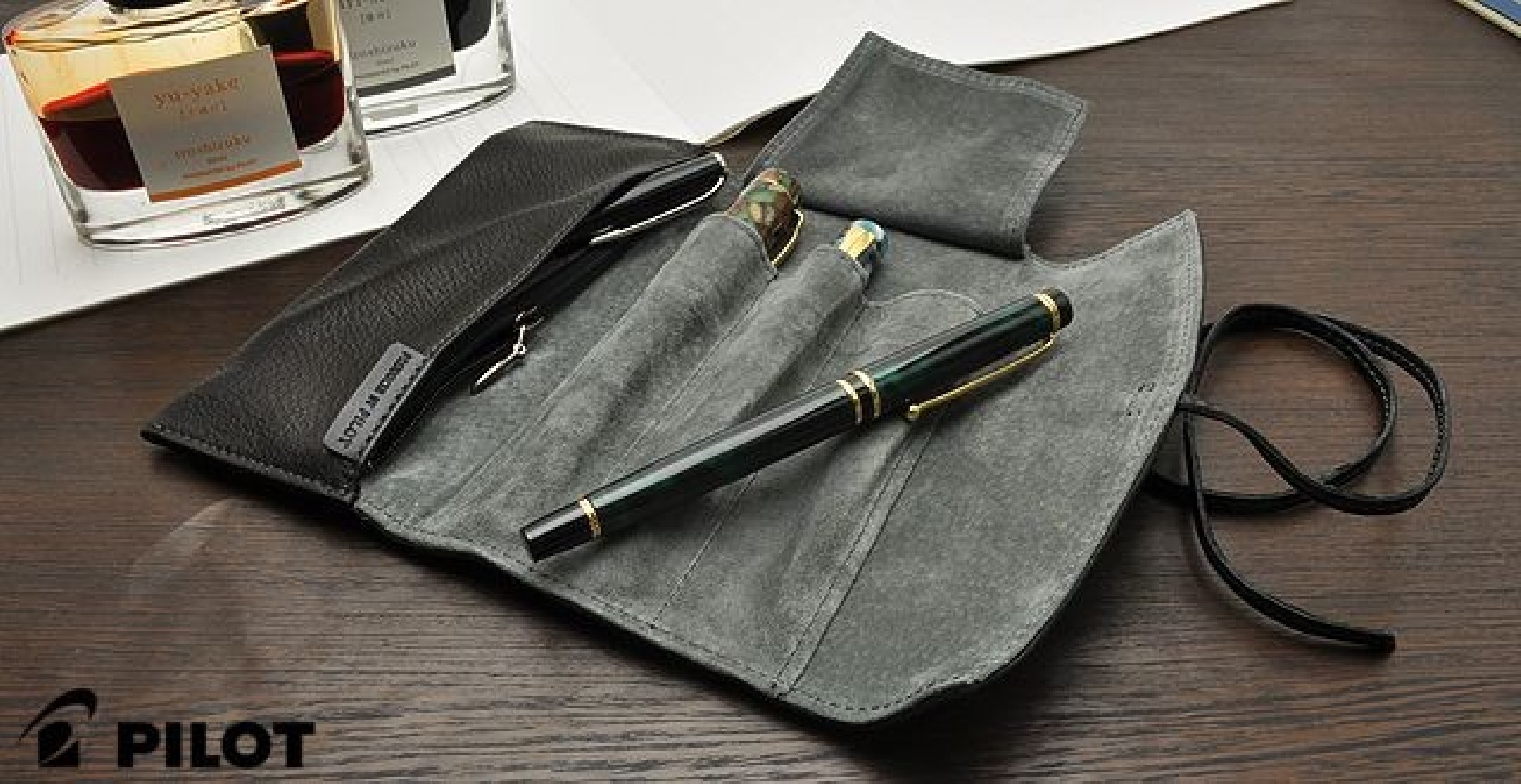 Pilot Pensemble Leather Pen Case - 3 Pens with Zipper Case, Black PSRF3-01-B