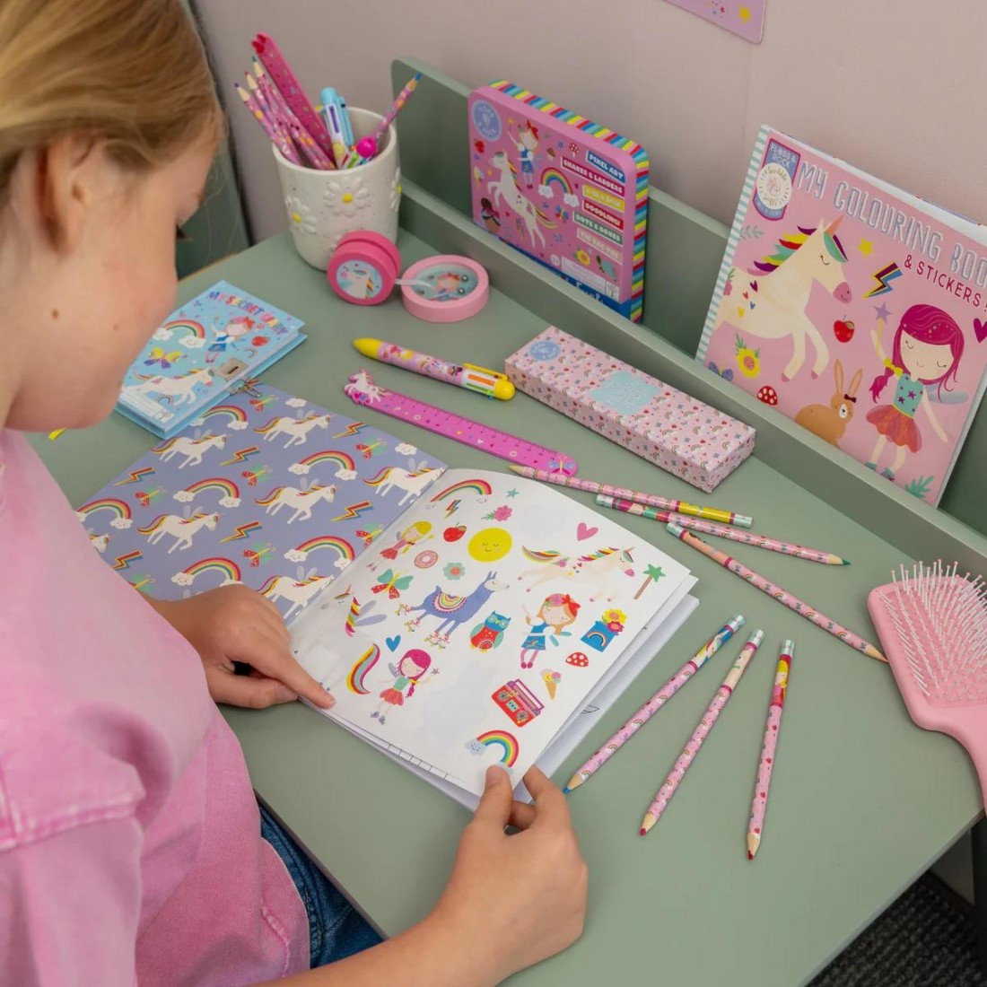 Floss & Rock Το Βιβλίο Ζωγραφικής μου Rainbow Fairy 52P6258