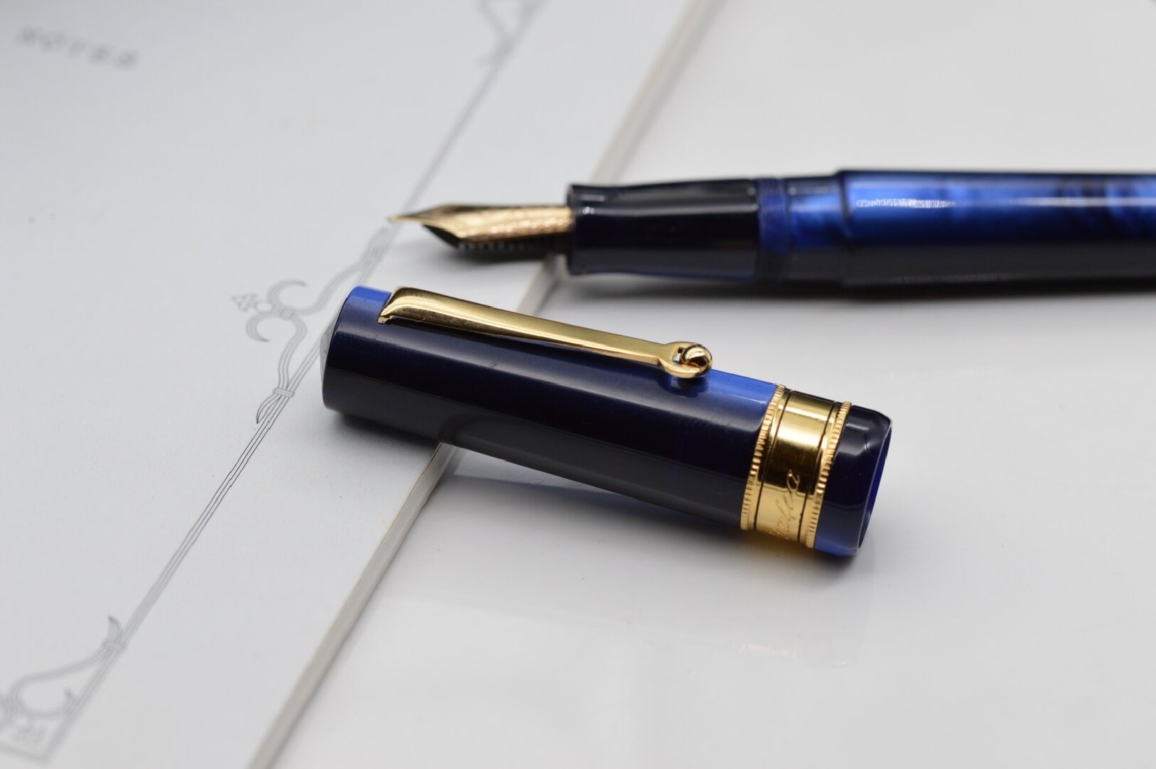 Santini Italia Libra Admiral GP ebonite feeder Superflex Nib 14K Fountain Pen