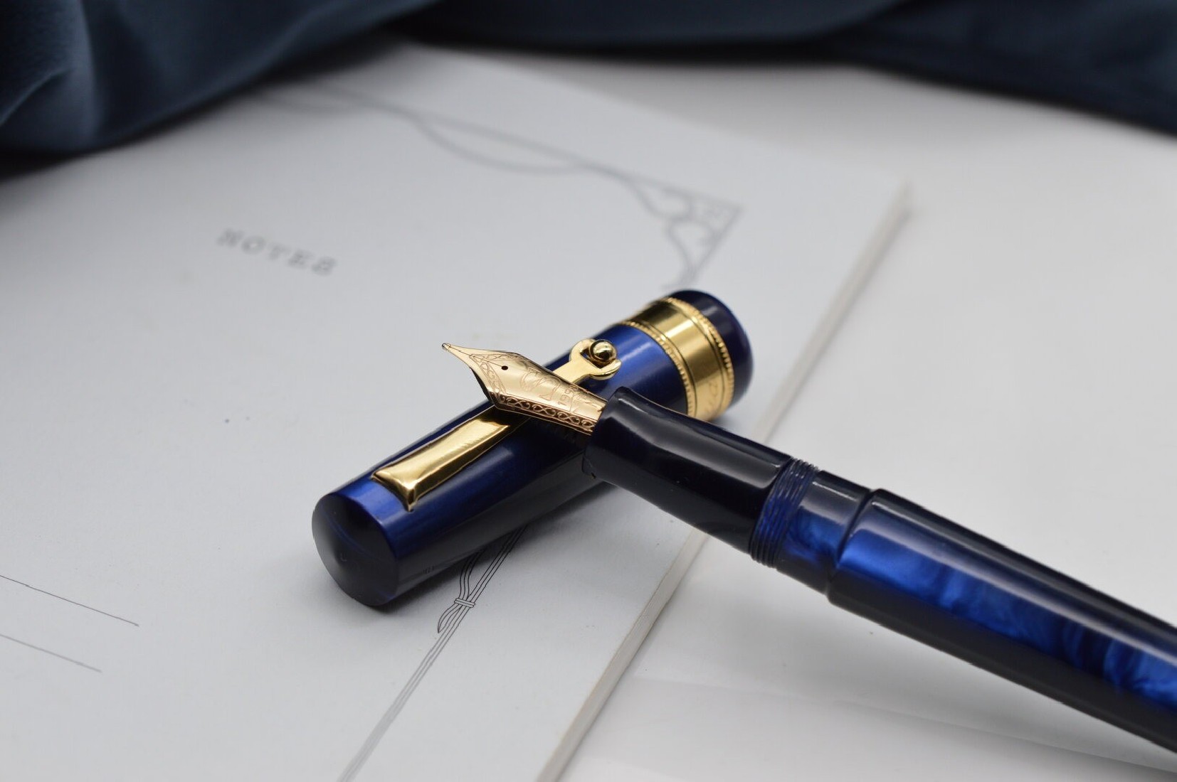 Santini Italia Libra Admiral GP ebonite feeder Superflex Nib 14K Fountain Pen
