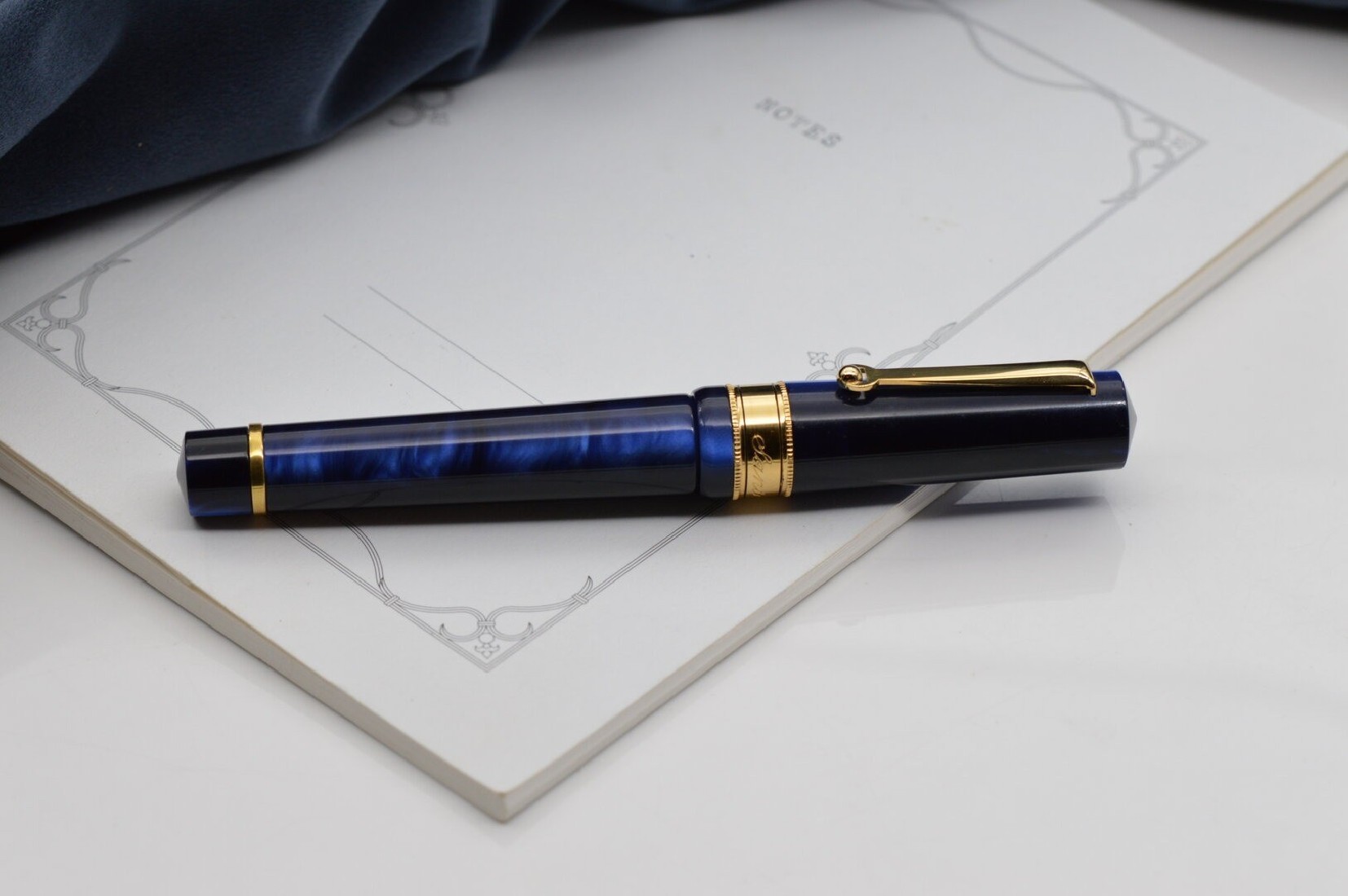 Santini Italia Libra Admiral GP ebonite feeder Superflex Nib 14K Fountain Pen