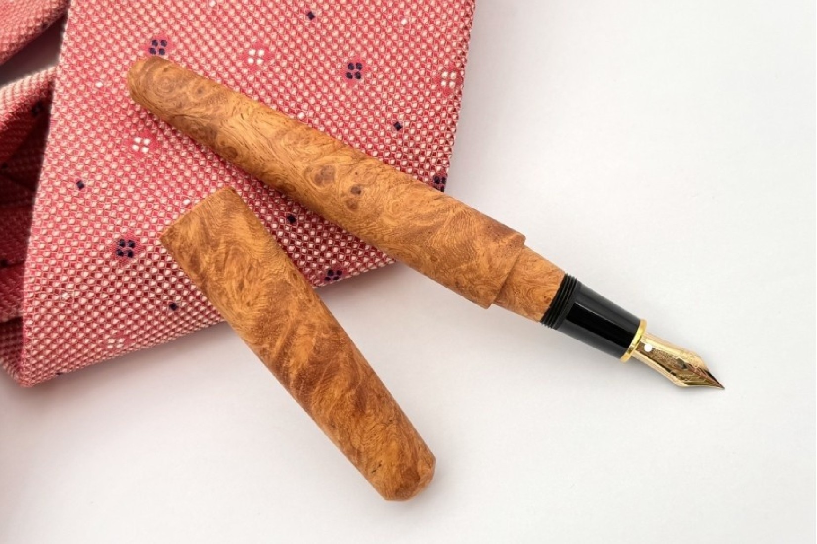 Platinum Izumo Precius wood Karin-Kobu (Amboyna burl) fountain pen, limited edition to 50 pcs, PIZ-150000PW