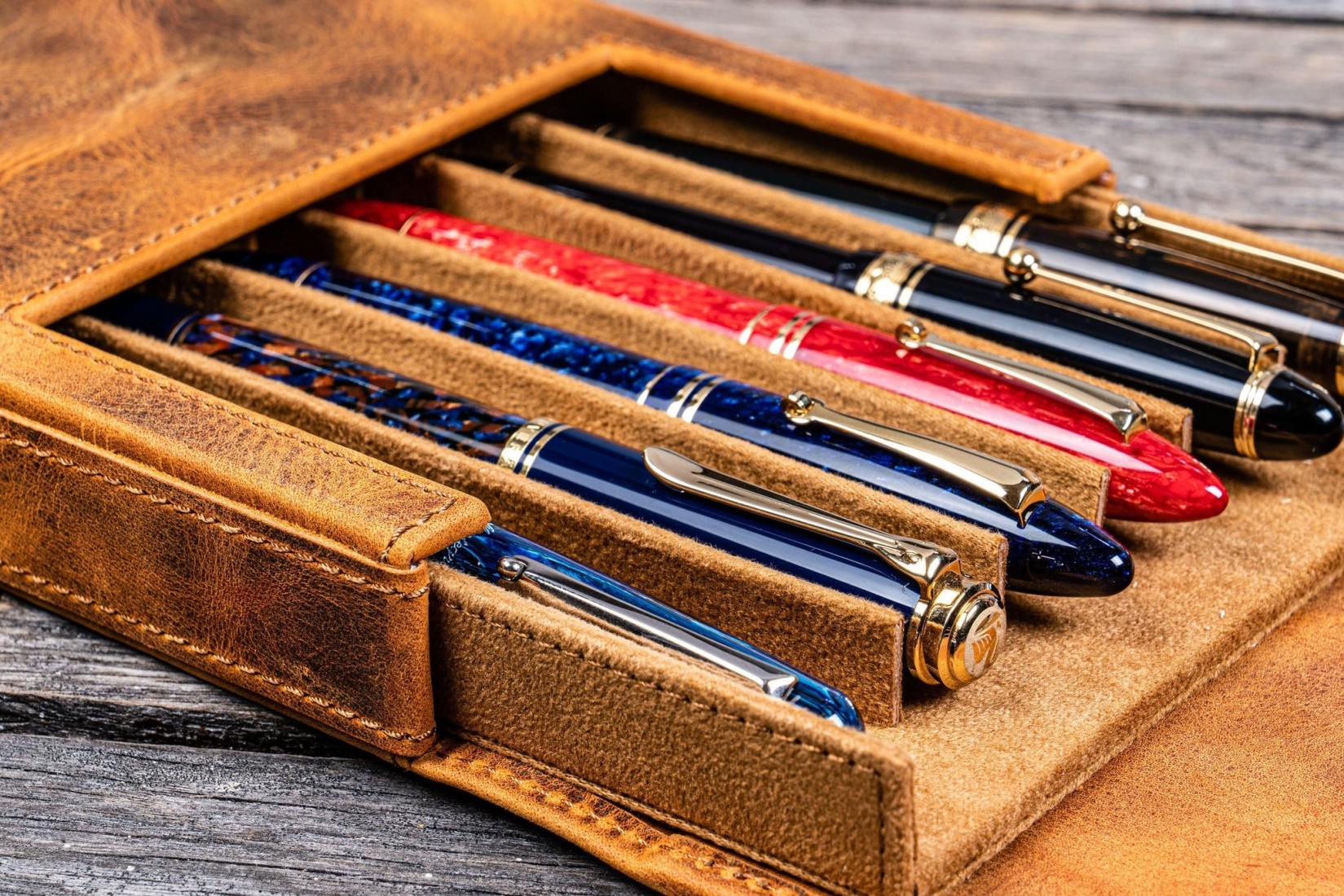 Galen Leather Magnum Opus 6 Slots Hard Pen Case with Removable Pen Tray - Crazy Horse Brown