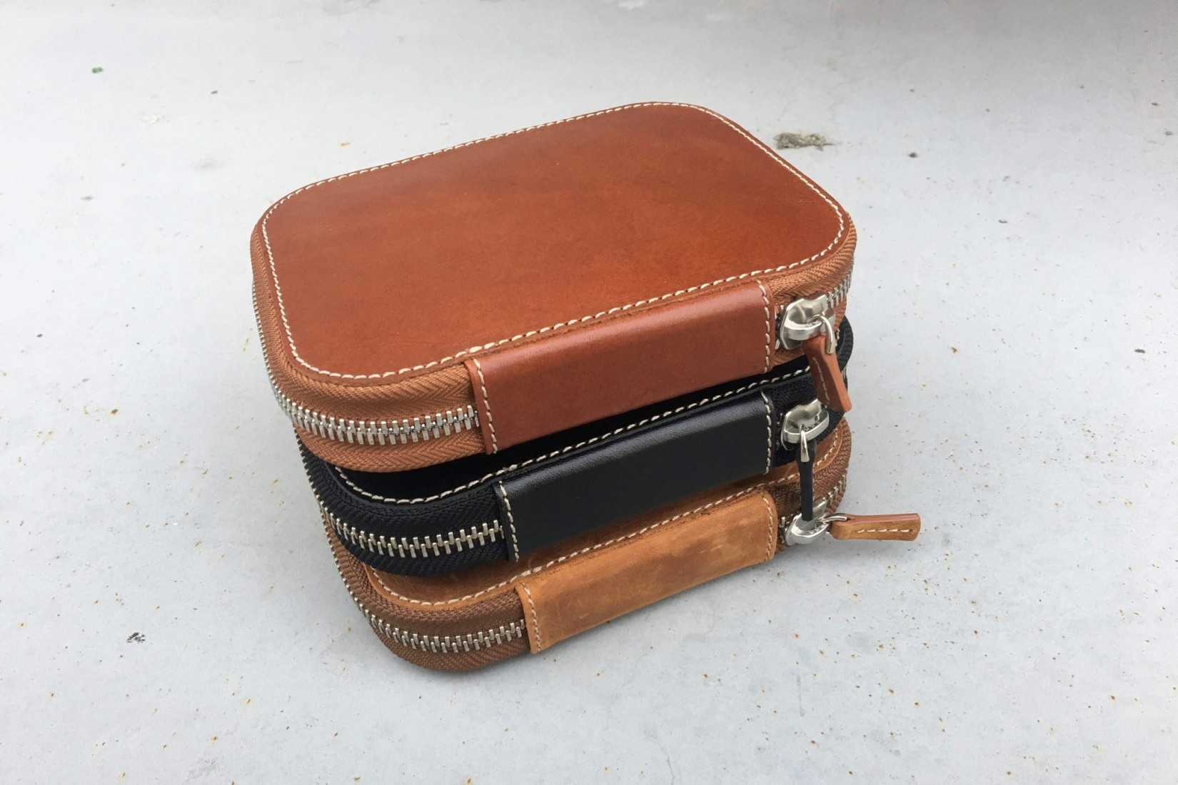 Galen Leather Zippered 10 Slots Pen Case - Crazy Horse Brown