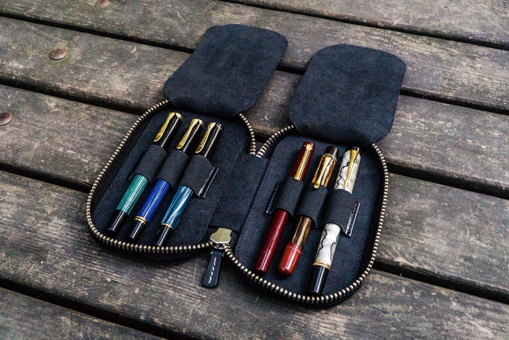 Galen Leather Zippered 6 Slots Pen Case - Black