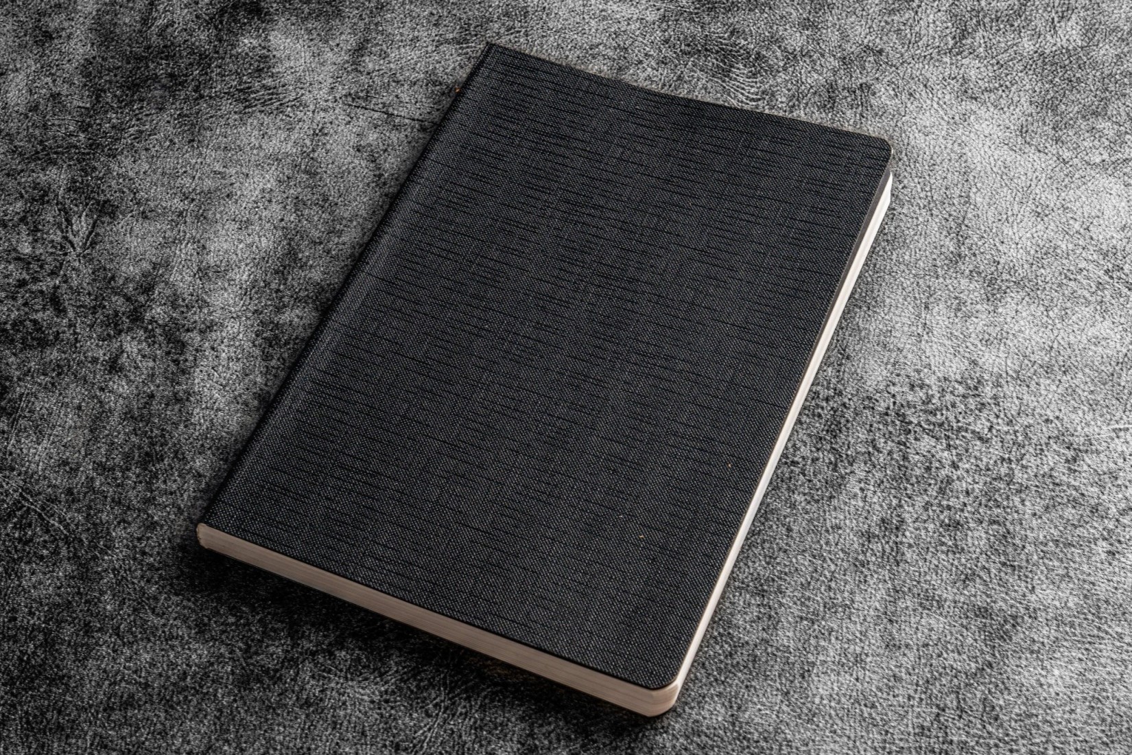 Galen Leather Notebook - Tomoe River Paper - B6 - Crazy Horse Black