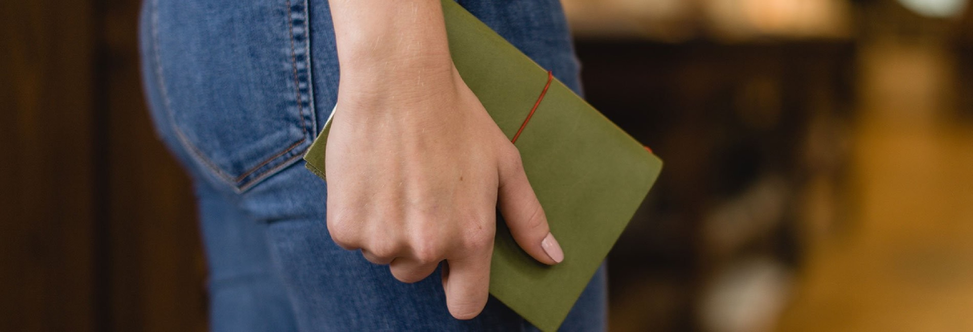 Paper Republic the writers essentials pocket olive green leather journal kit
