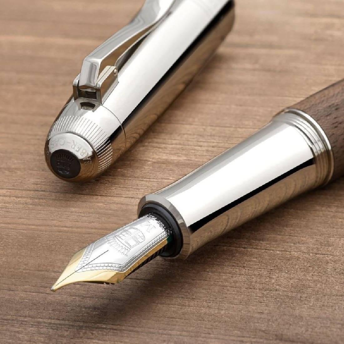 Graf Von Faber Castell Magnum 156381 Fountain pen