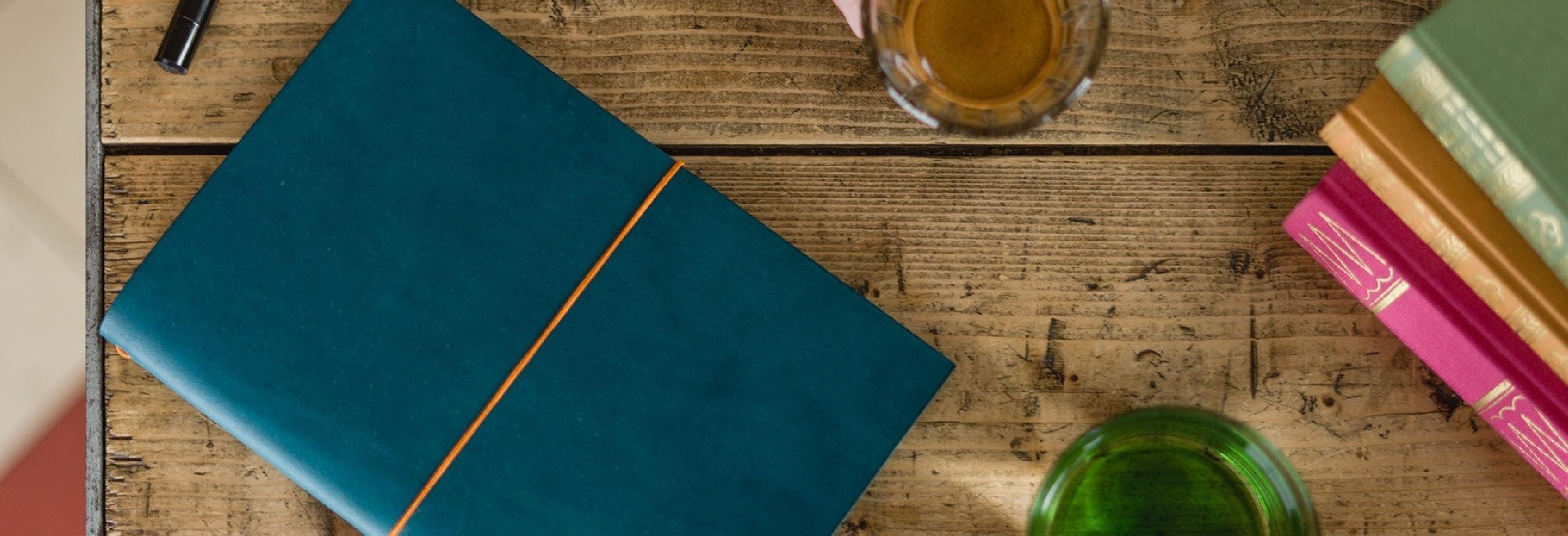 Paper Republic the writers essentials [xl] | petrol blue leather journal kit