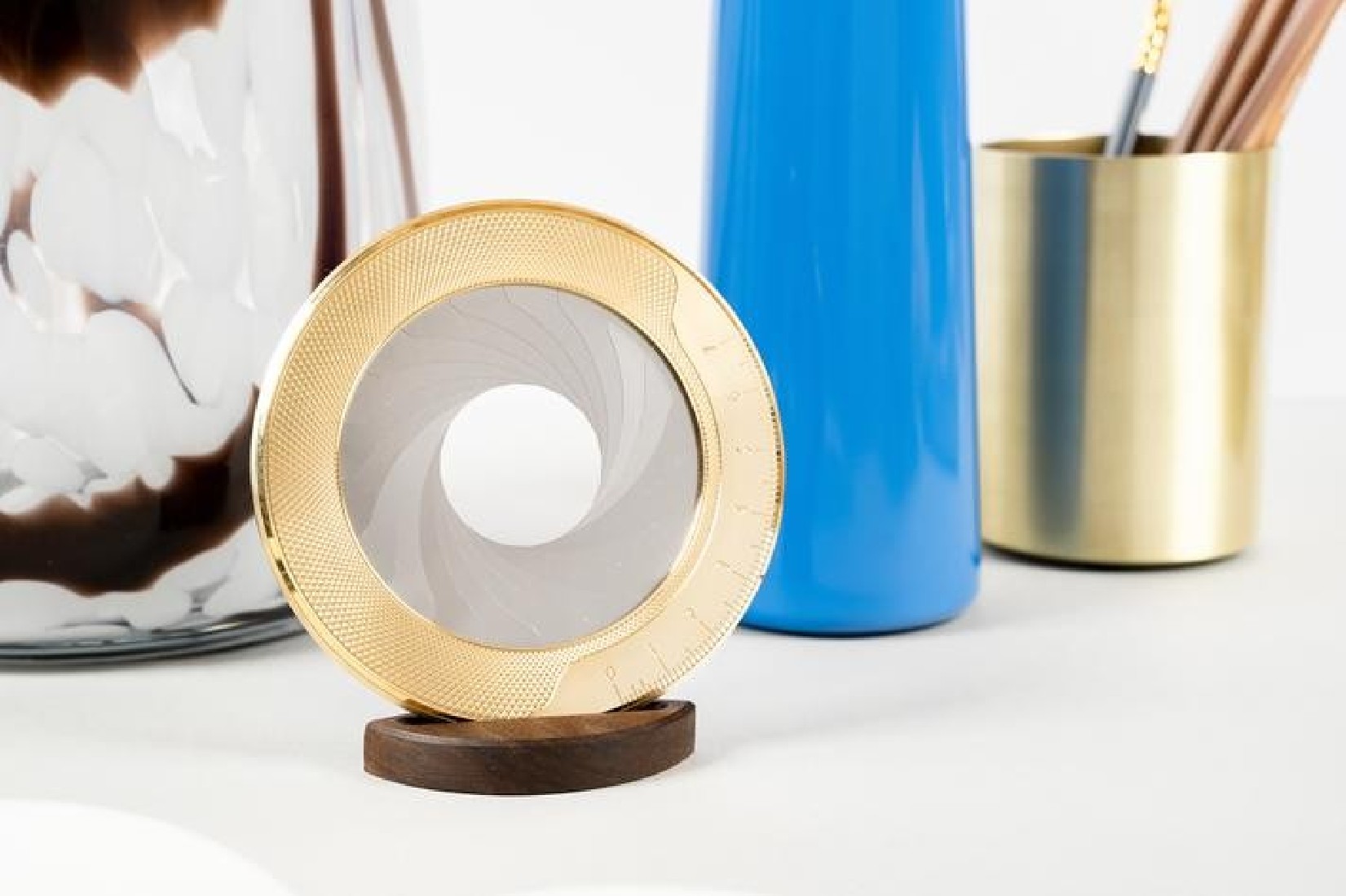 Makers Cabinet IRIS