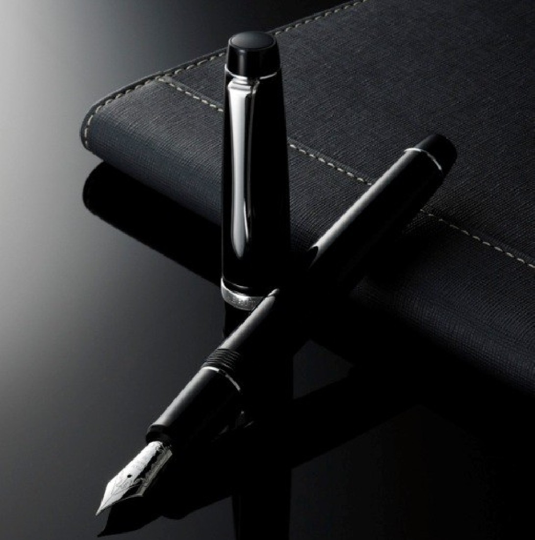 Pilot Custom Heritage 912 FKVH2MR-B Black Fountain Pen