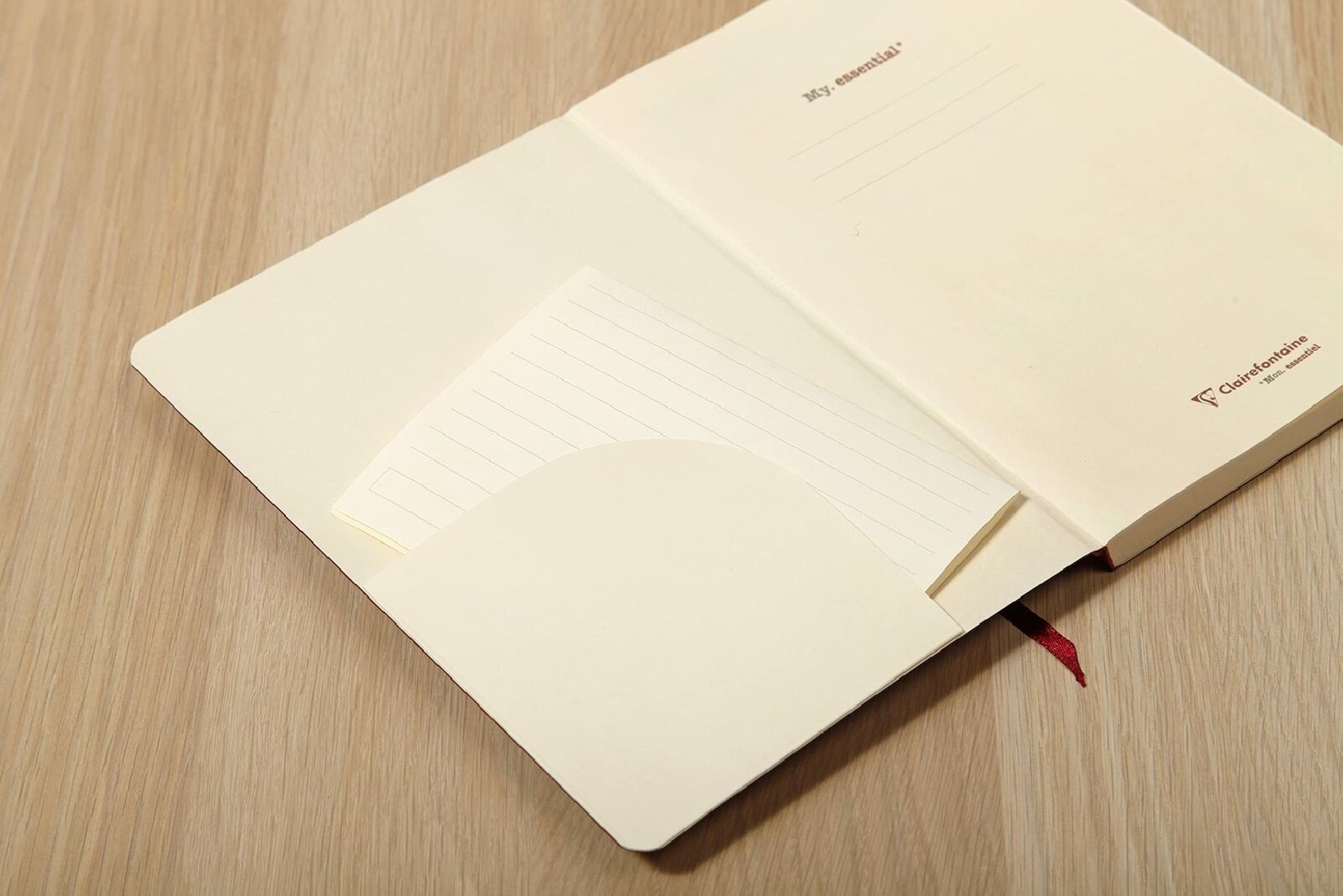 Clairefontaine notebook my.essential B5 19X25 cm, red, lined,  90g