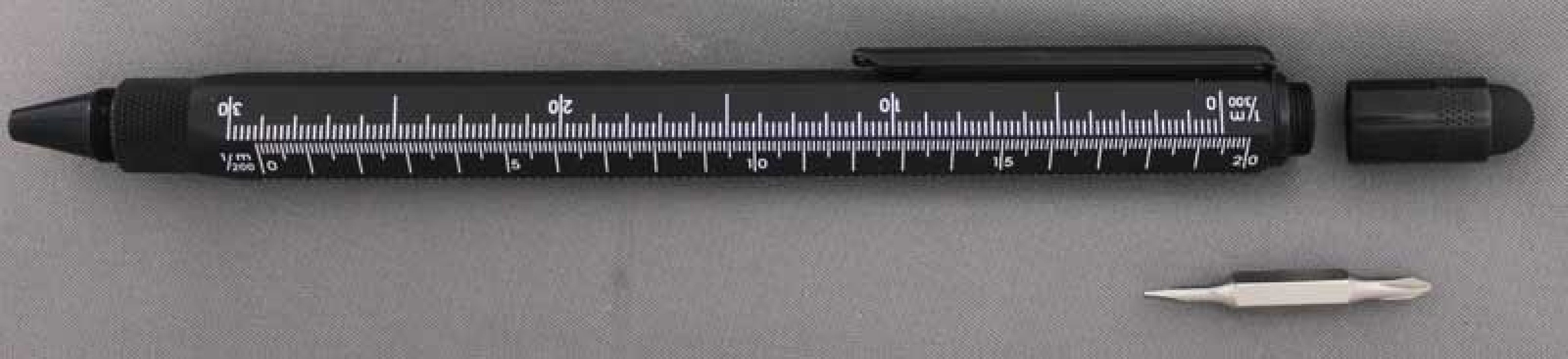ONE TOUCH STYLUS 9 FUNCTION TOOL PEN BLACK MONTEVERDE Μ