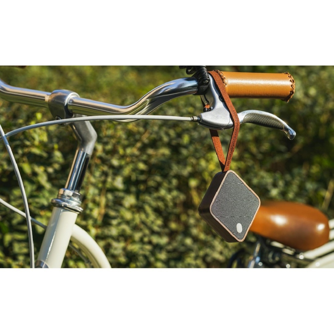 Gingko Mi Square - Pocket Bluetooth Speaker Walnut G005WT