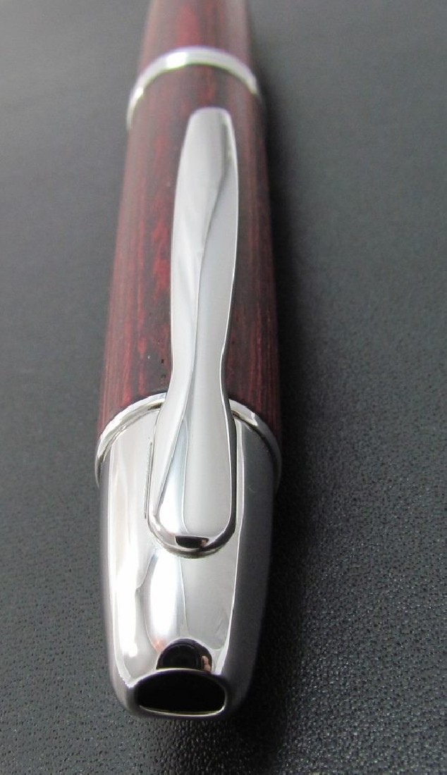 Pilot Capless (Vanishing point) Wooden Red Birch,  FC-2500RR-DR Fountain Pen