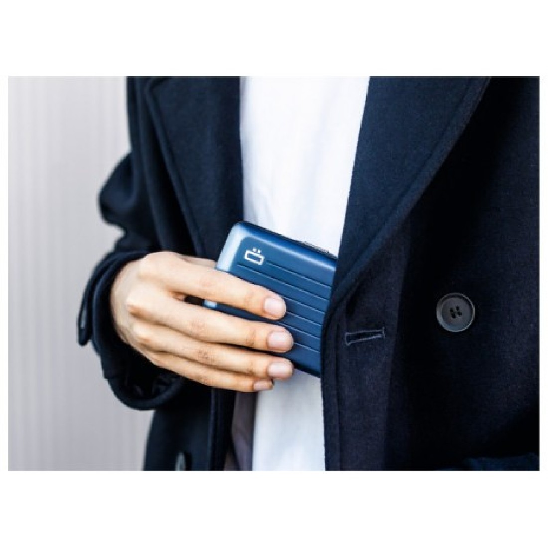 OGON STOCKHOLM SV2 FOR 10 CARDS + CASH NAVY BLUE