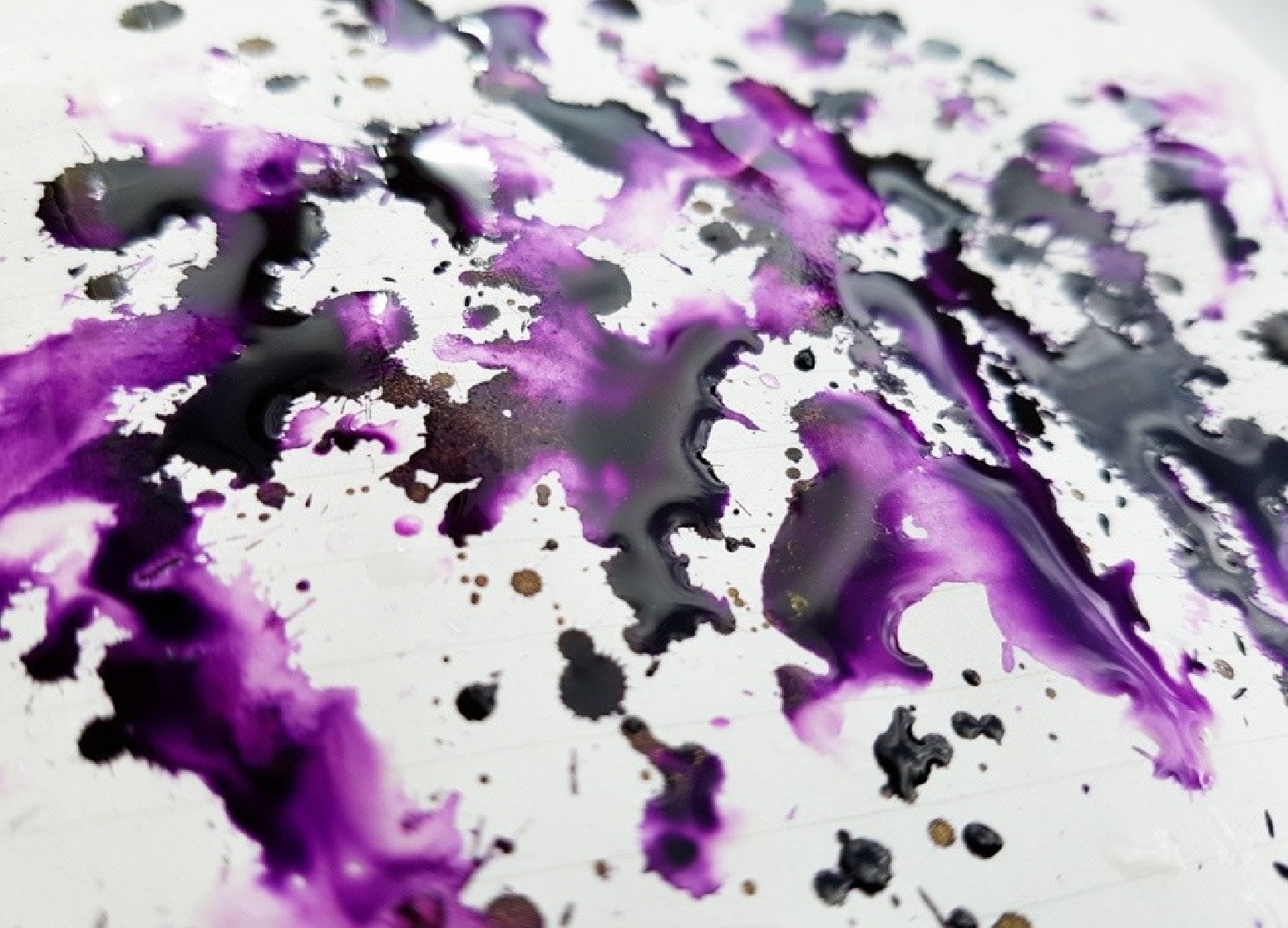 Diamine 50ml Purple Pazzazz Fountain pen shimmer ink bottle