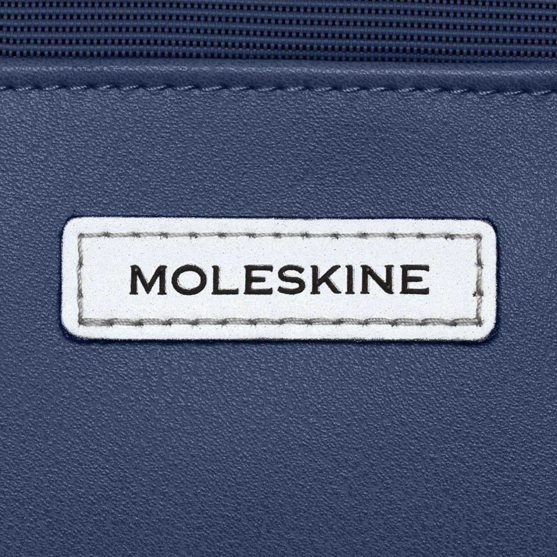 Moleskine Metro Vertical Device Bag - Sapphire Blue M