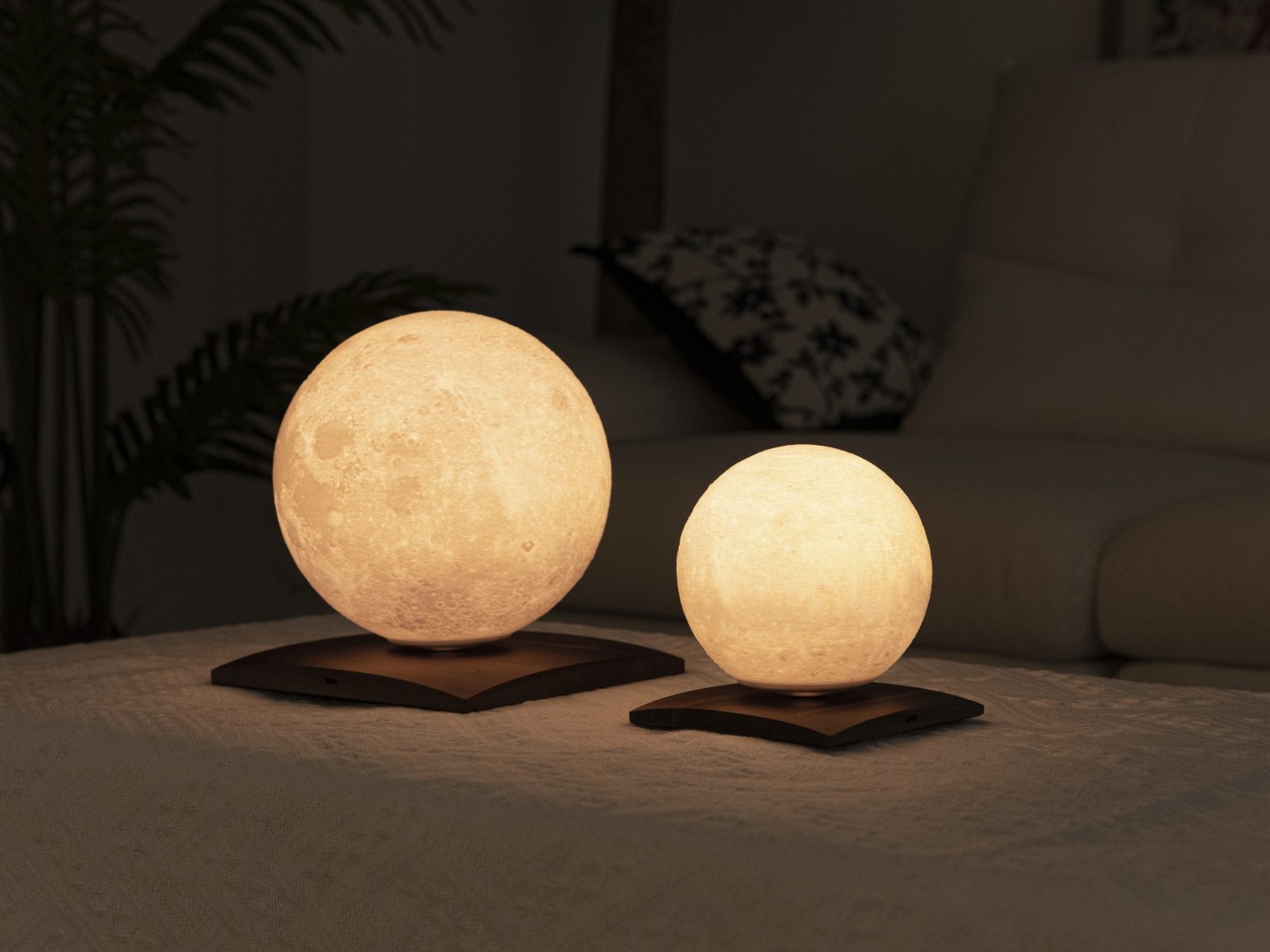 Gingko Smart Lunaspin Lamp Large G068L-WT