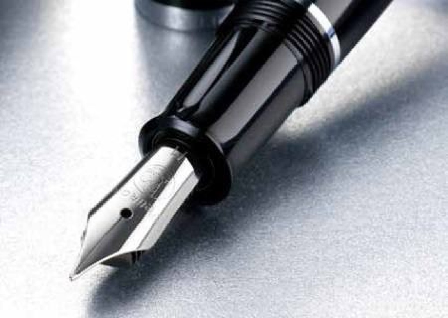 Pelikan M215 black, with silver rings, fountain pen