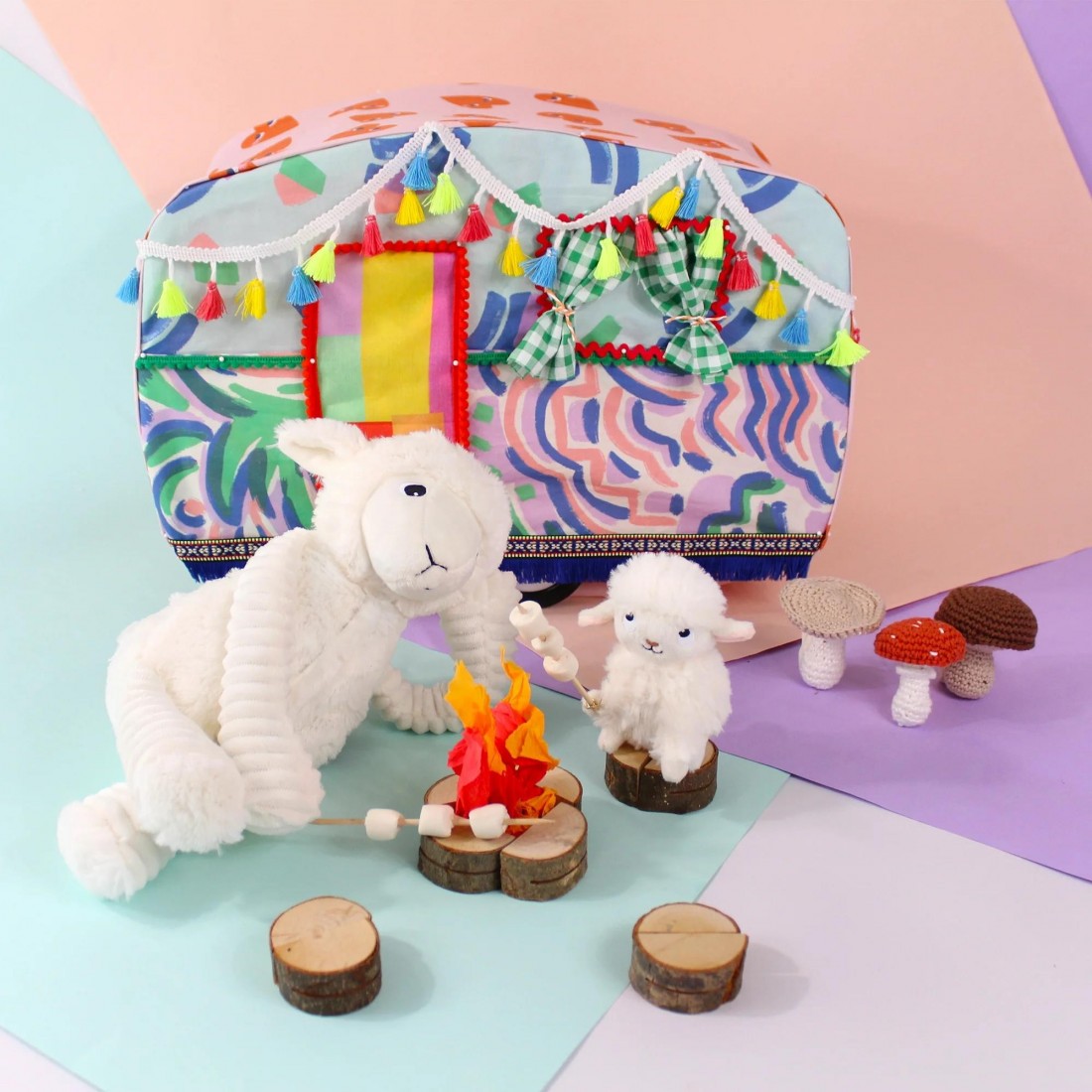 Olou sheep soft toy mom and her white baby Les Ptipotos 76060 Les Deglingos.