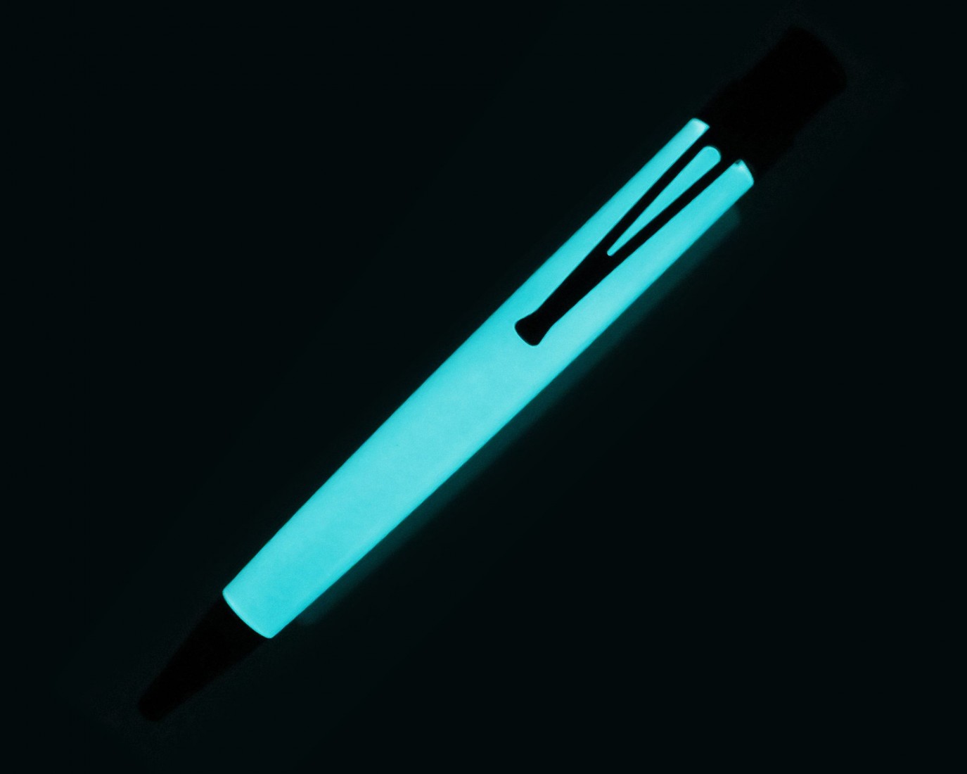 Retro 51 Tornado Vintage Metalsmith - Chaplin (Glow-In-the-Dark) VRR-2127 rollerball