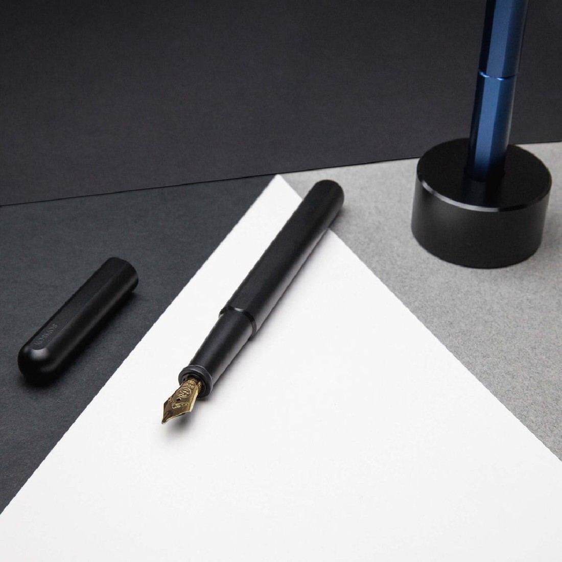 Stilform Aluminium Black  base