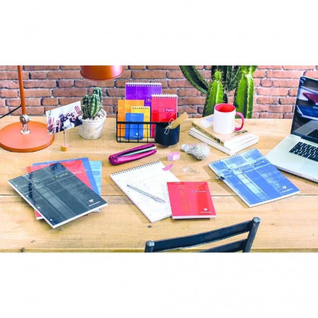 Clairefontaine notepad Pupitre head stapled pad 21x29,7cm 80sh. Lined with margin black 61550